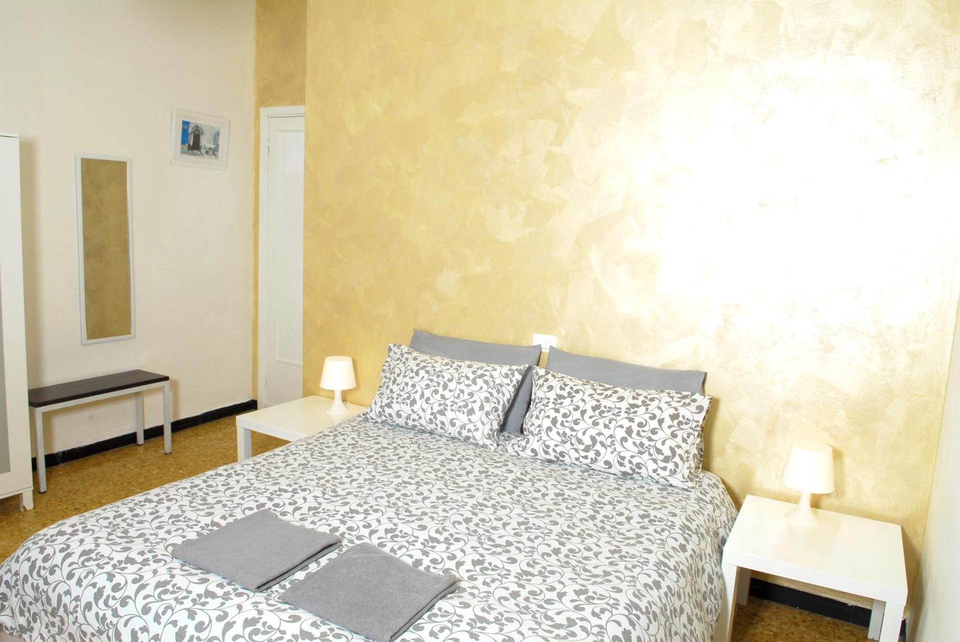 Triple Room with Shared Bathroom