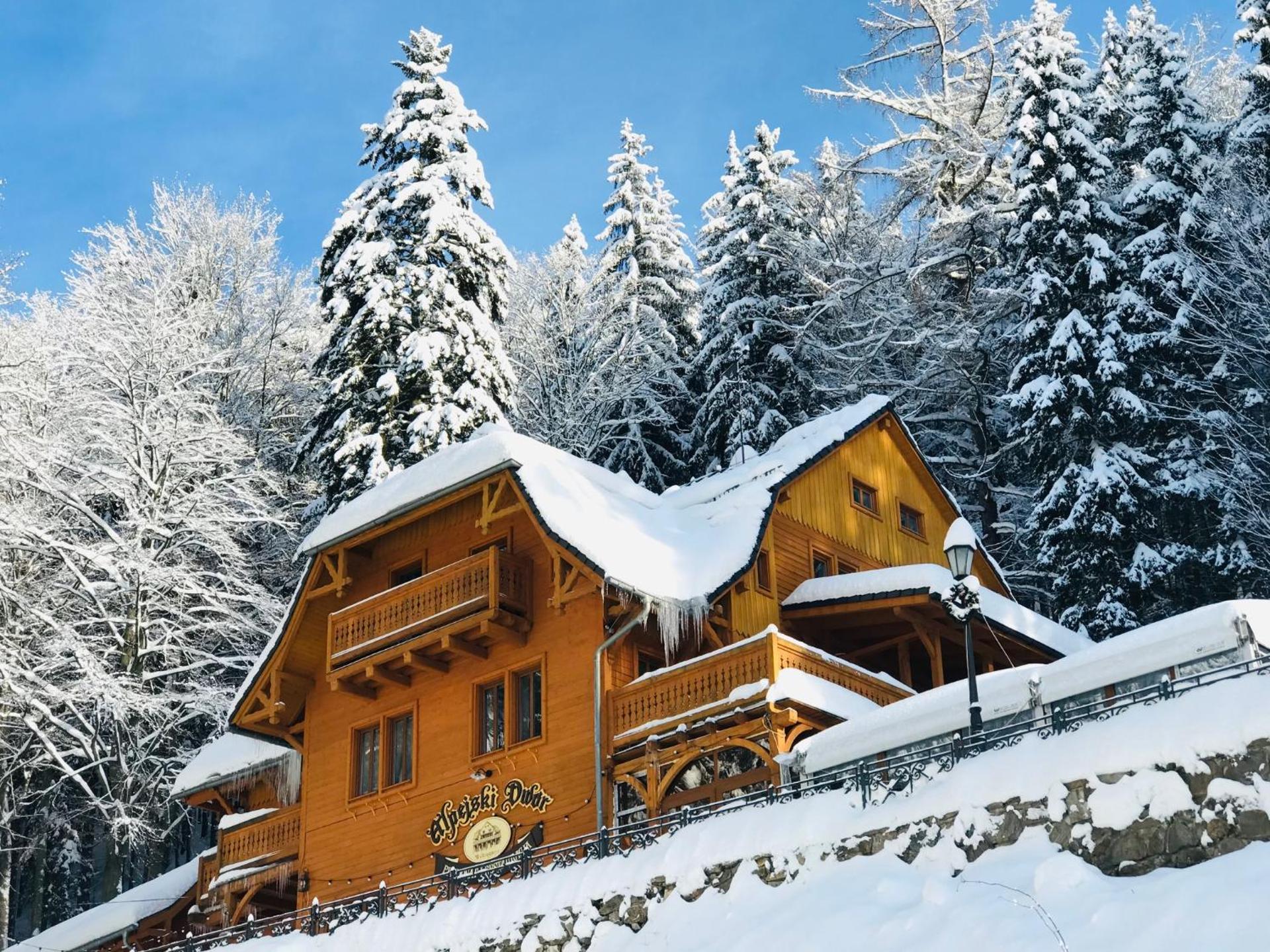 Pensjonat Alpejski Dwór