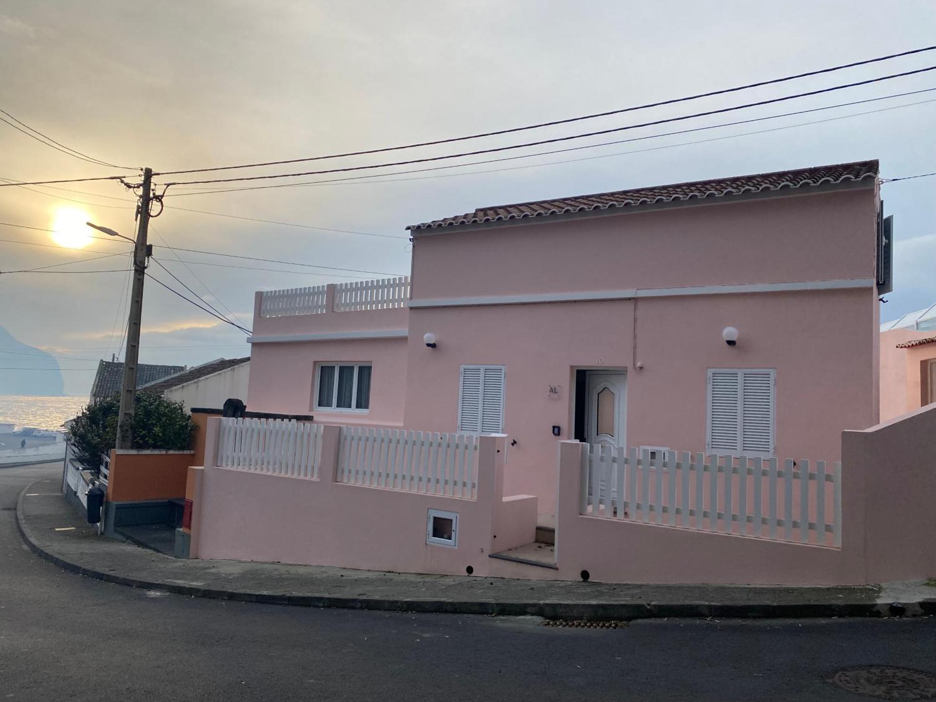 Casa da Ribeira - Mosteiros