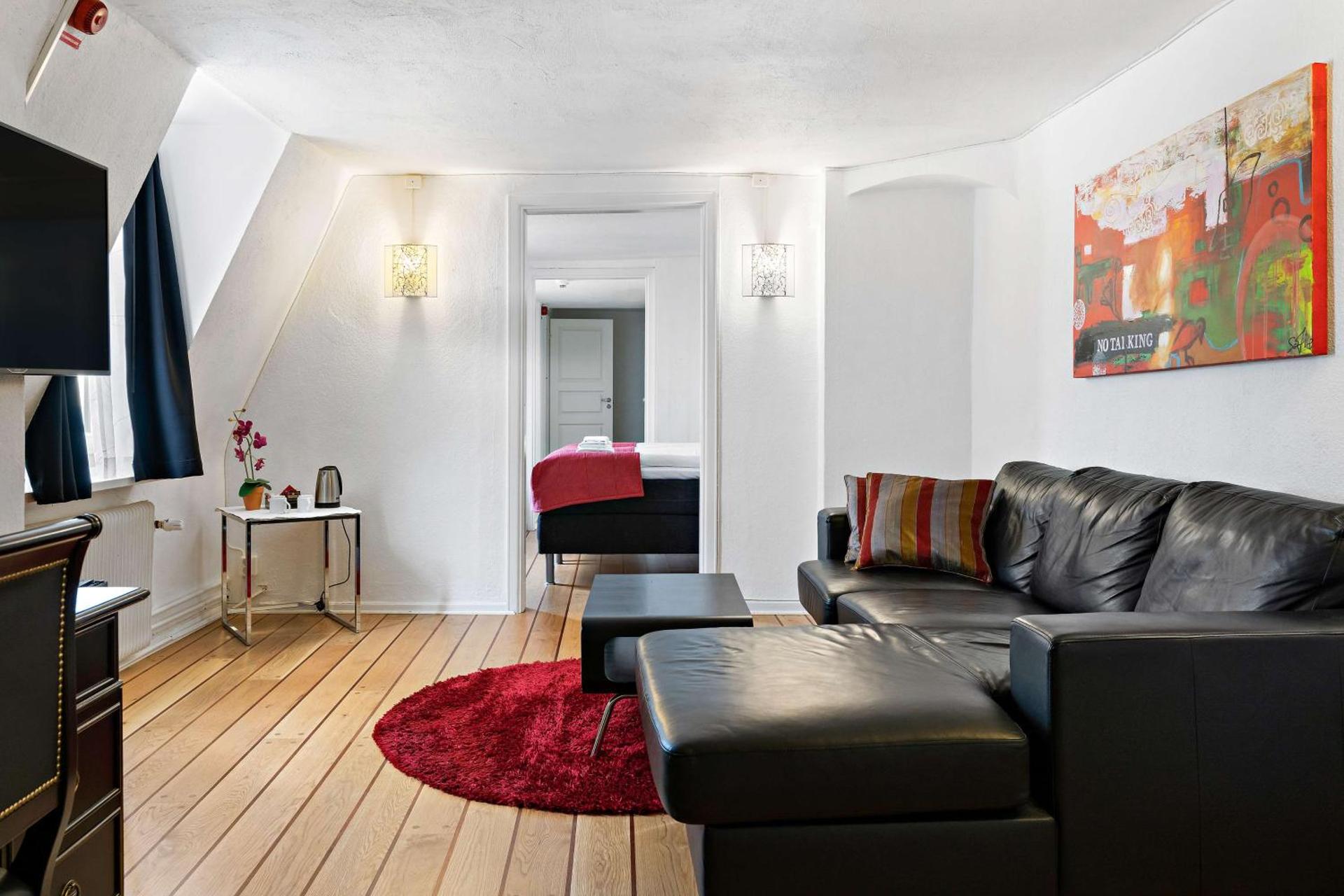 Photo of the whole room