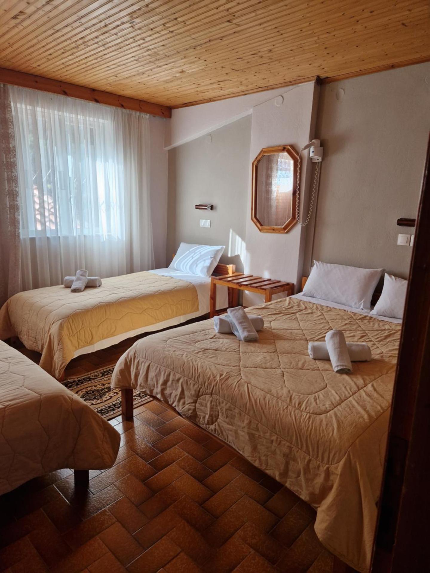 Vierbettzimmer mit Bergblick