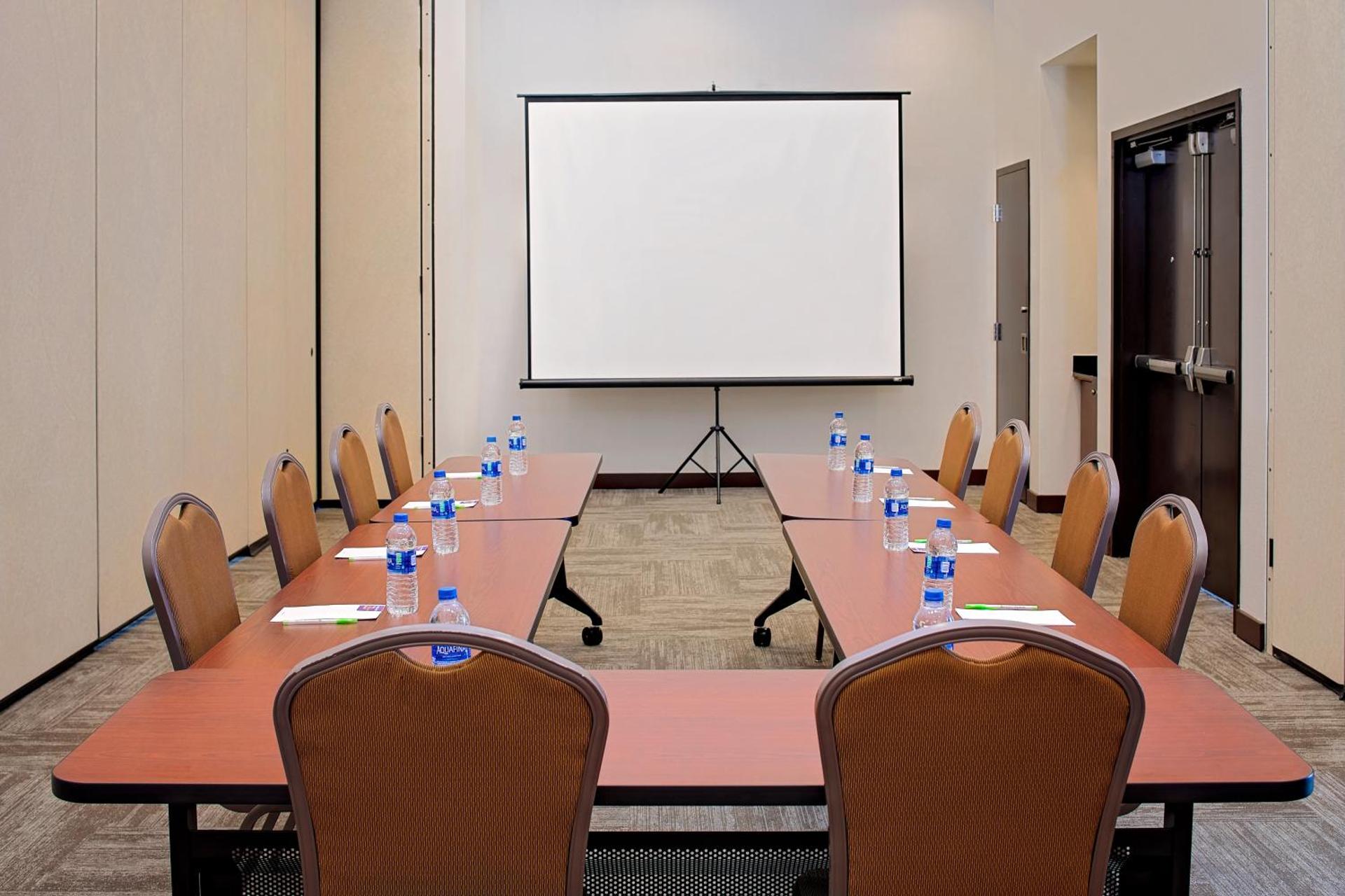 Meeting/conference room