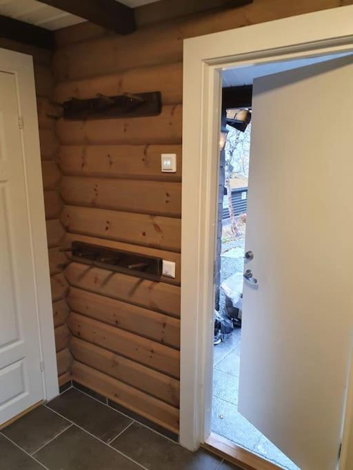 New, Mountain paradise, biking, alpine touring, skiing in & out