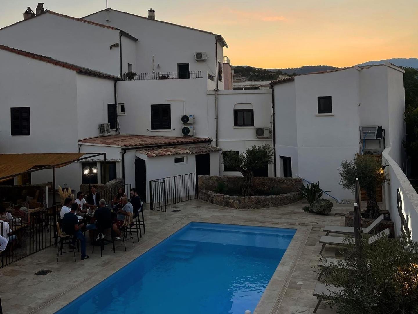 Hôtel Restaurant La Caravelle