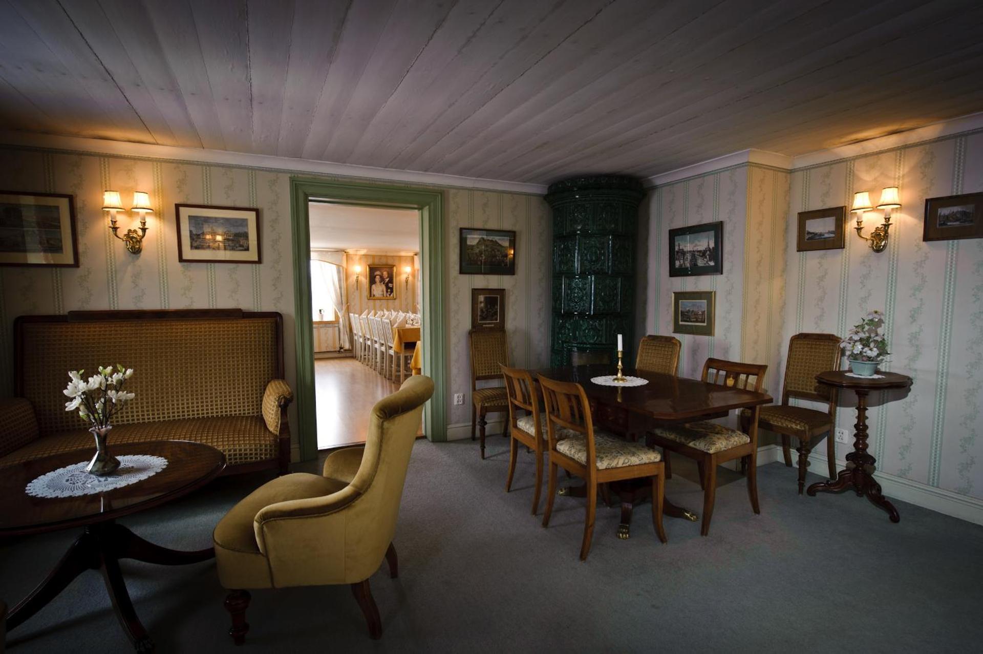 Restaurant/places to eat