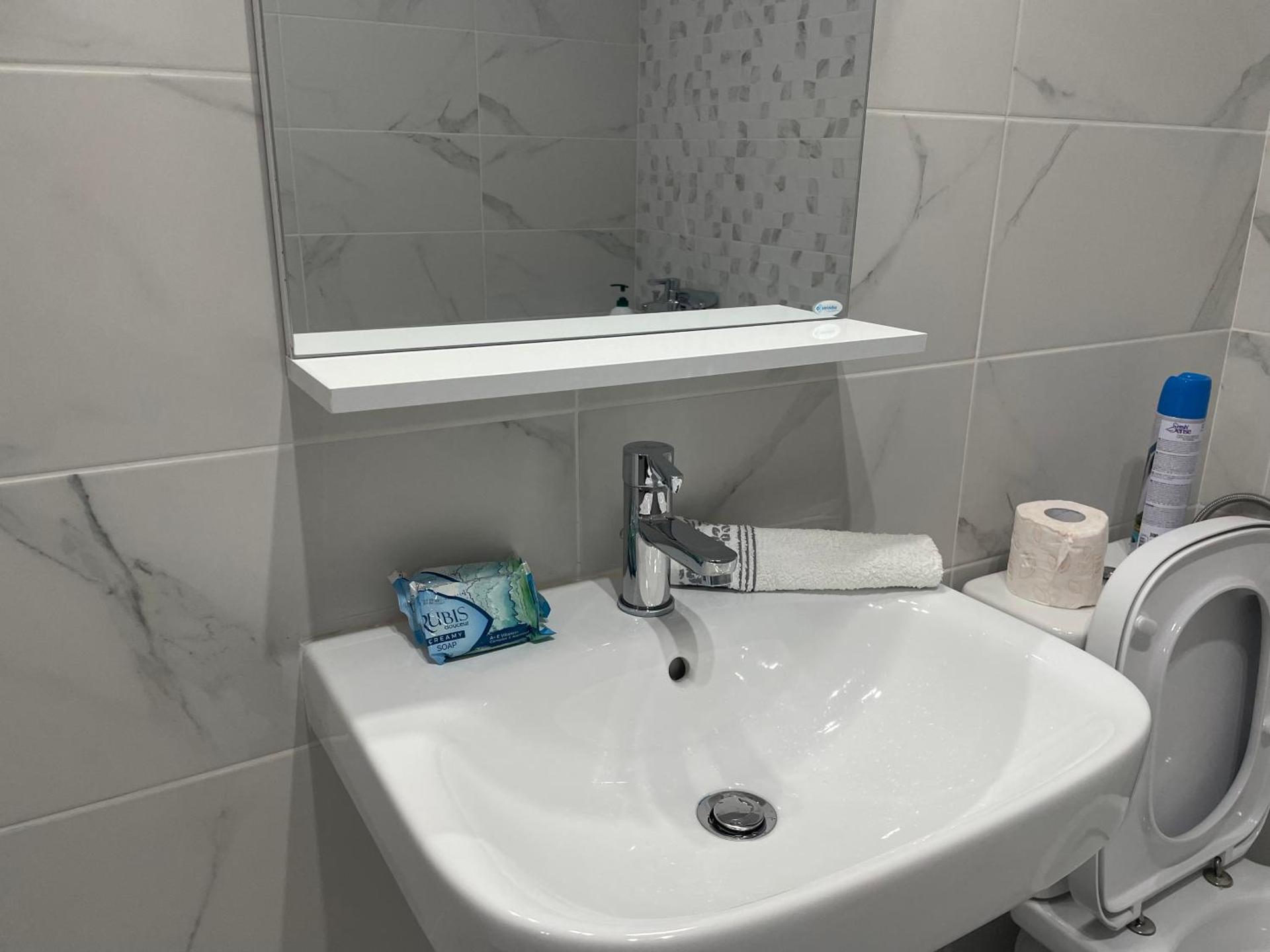 Moghioros Park Residence DUM4