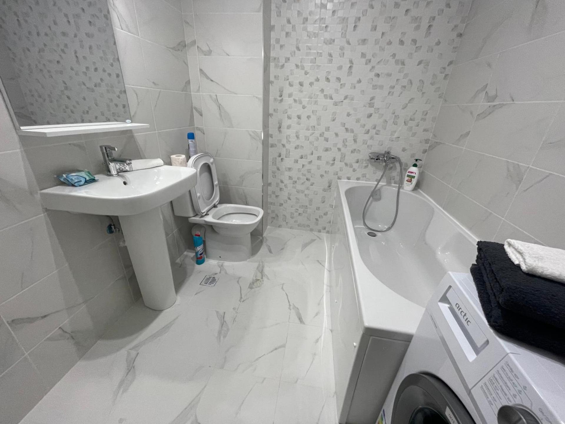 Moghioros Park Residence DUM4