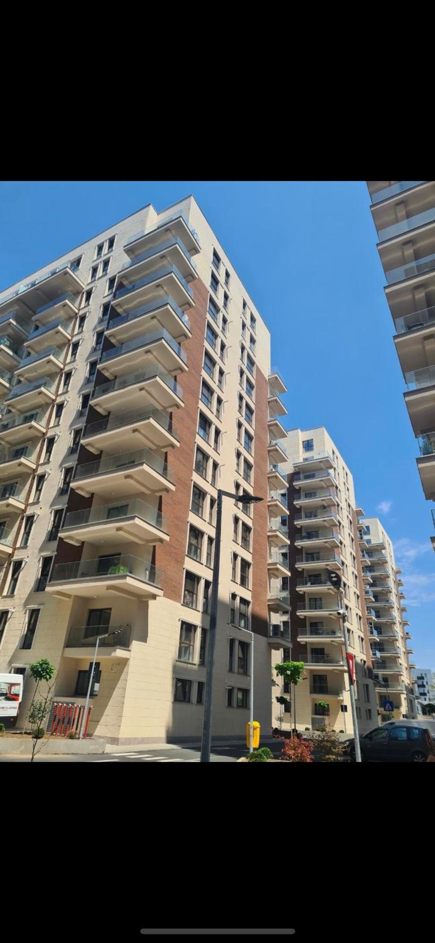 Moghioros Park Residence DUM4