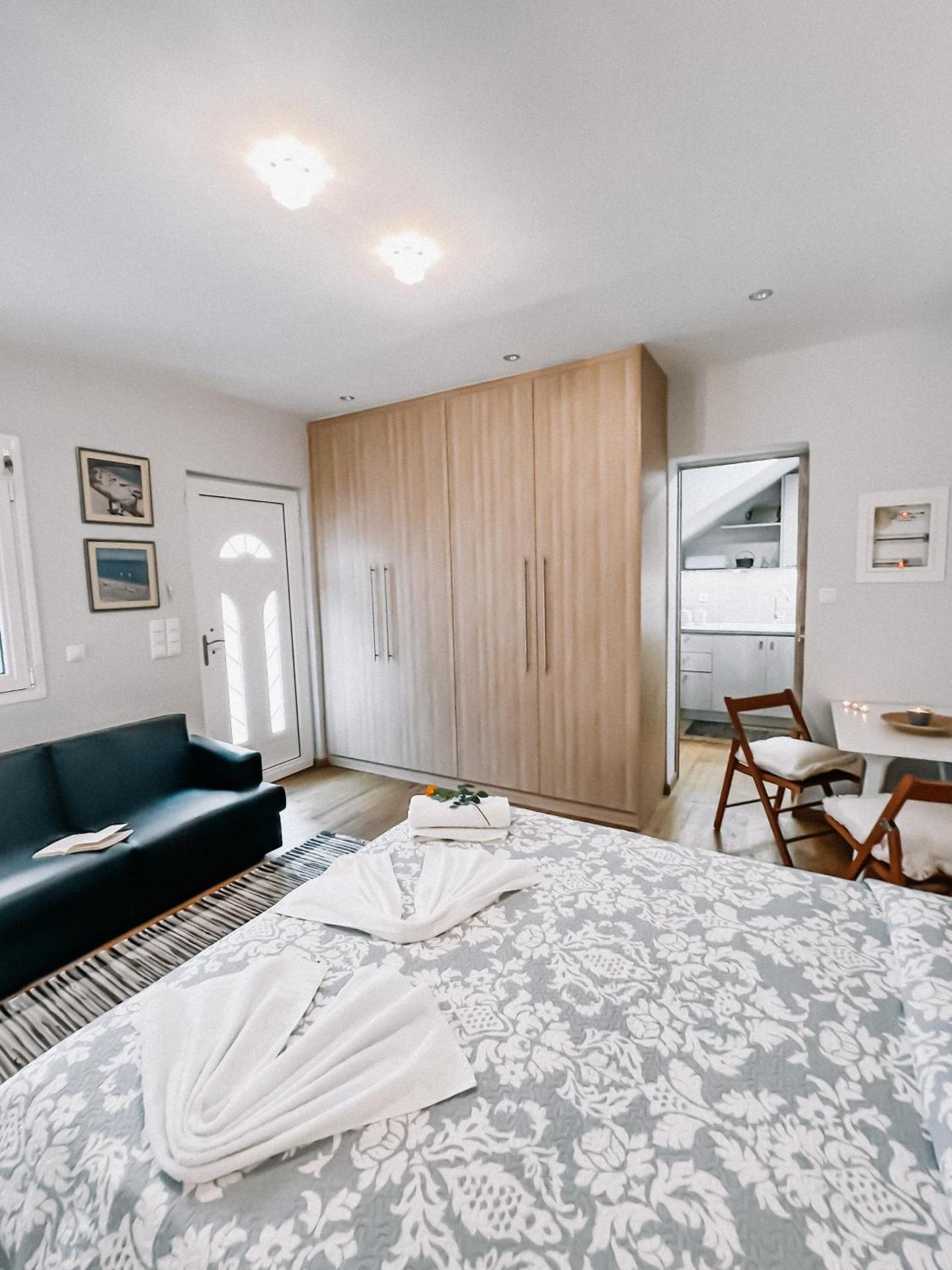 Galini Studios Paralia Platanou