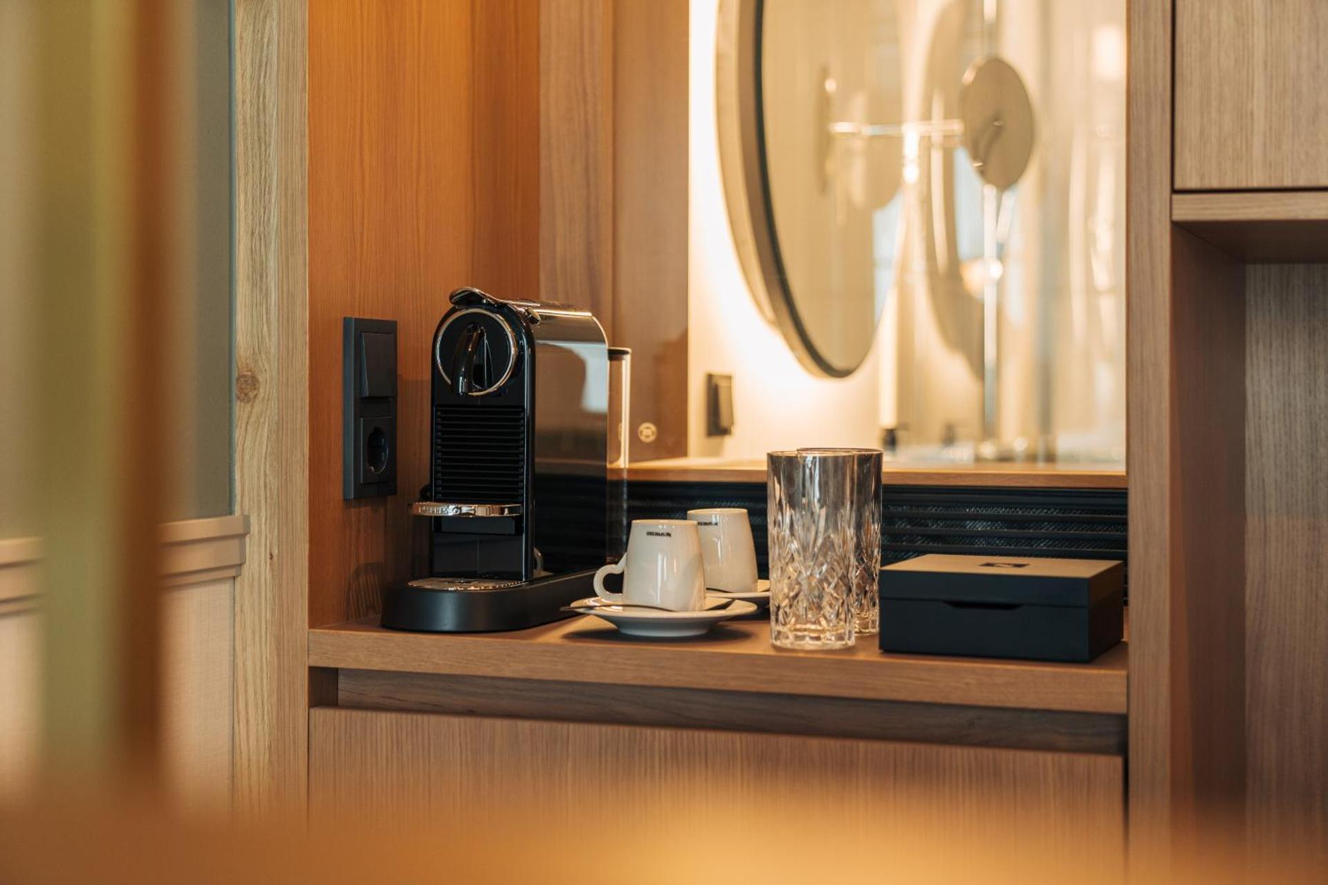 Coffee/tea facilities