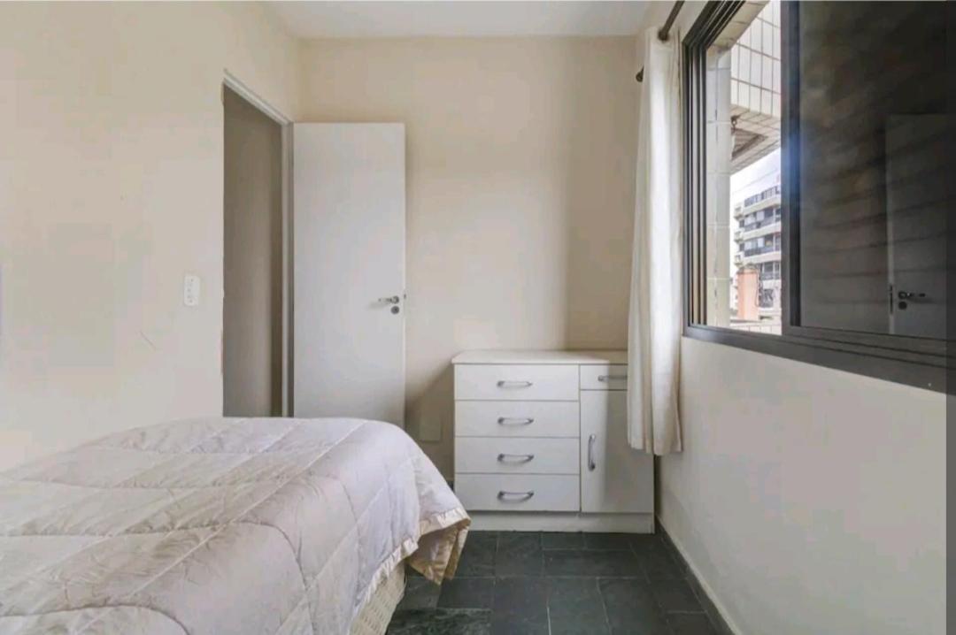 Apto Enseada Guarujá 900m praia