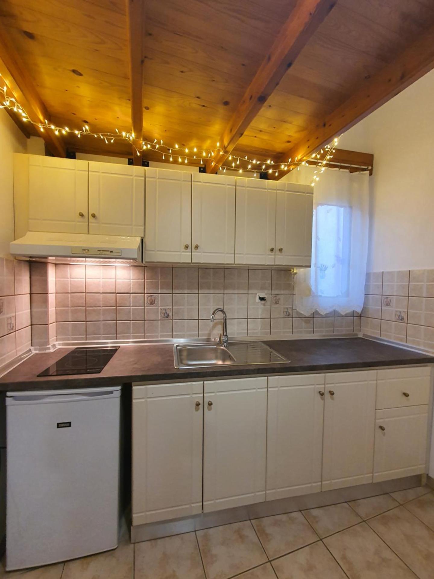 Doukas Apartments & Studios