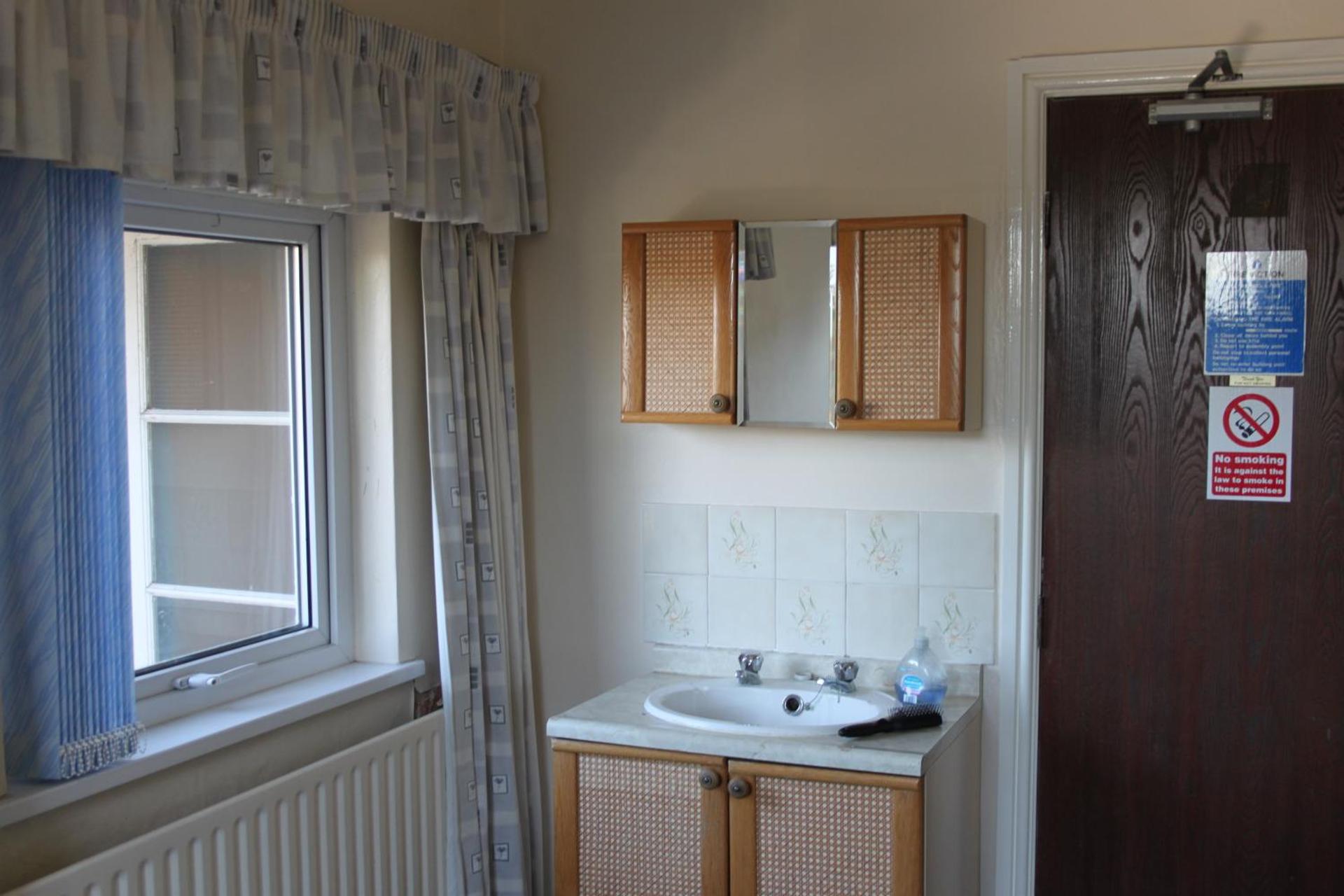 Tanamara Guest House