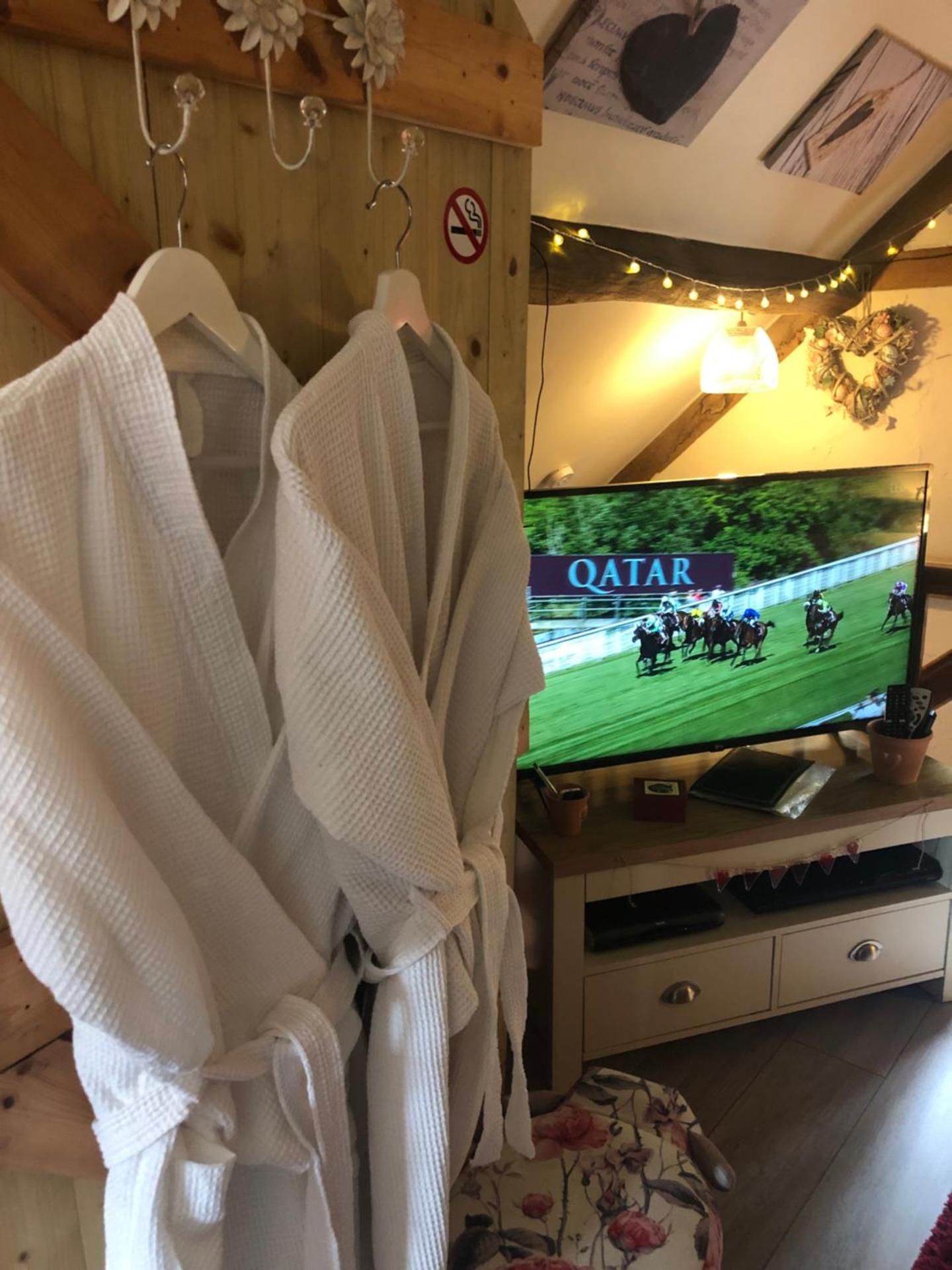 Soldiers Cottage, with HOT TUB, dog friendly, great views