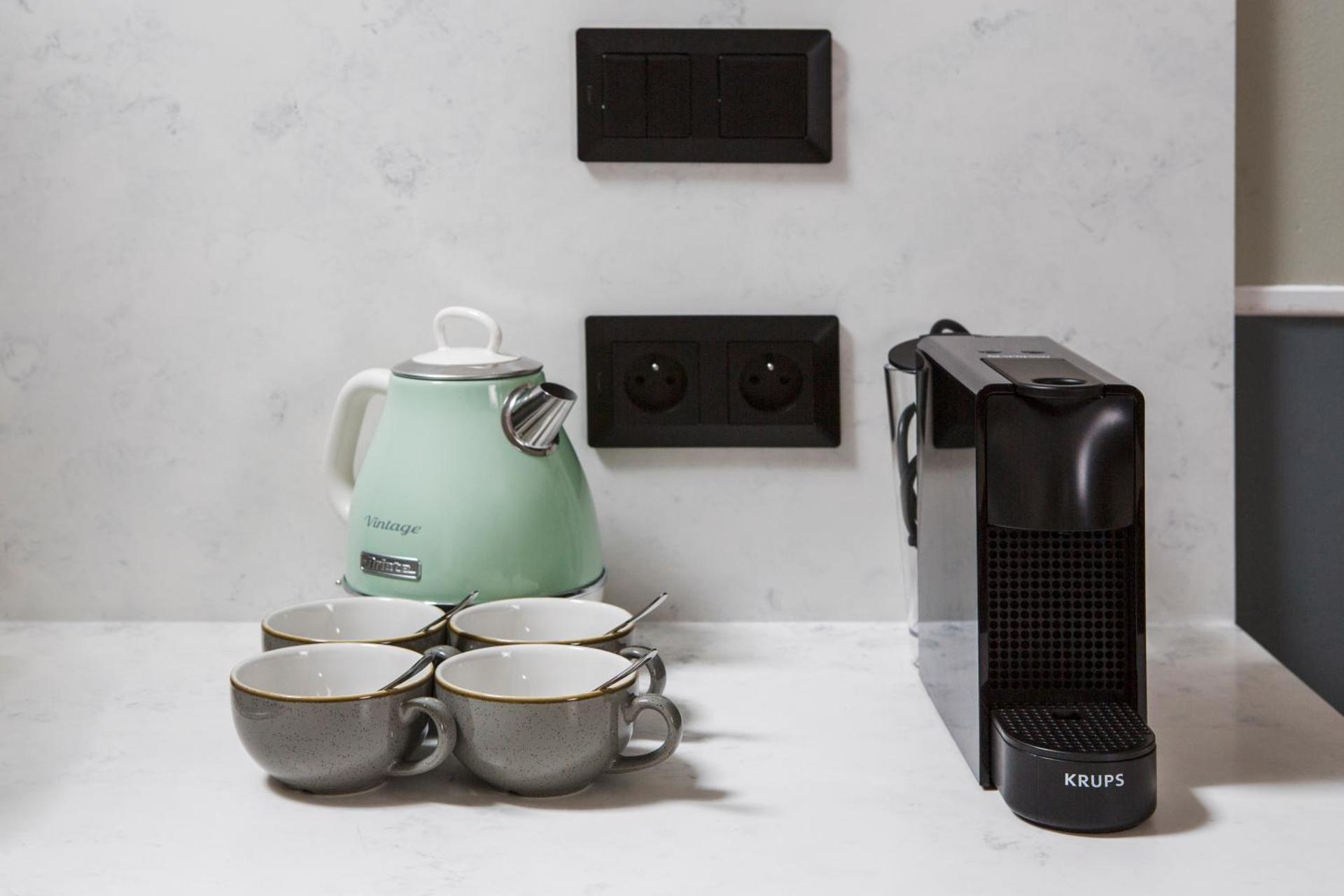 Coffee/tea facilities