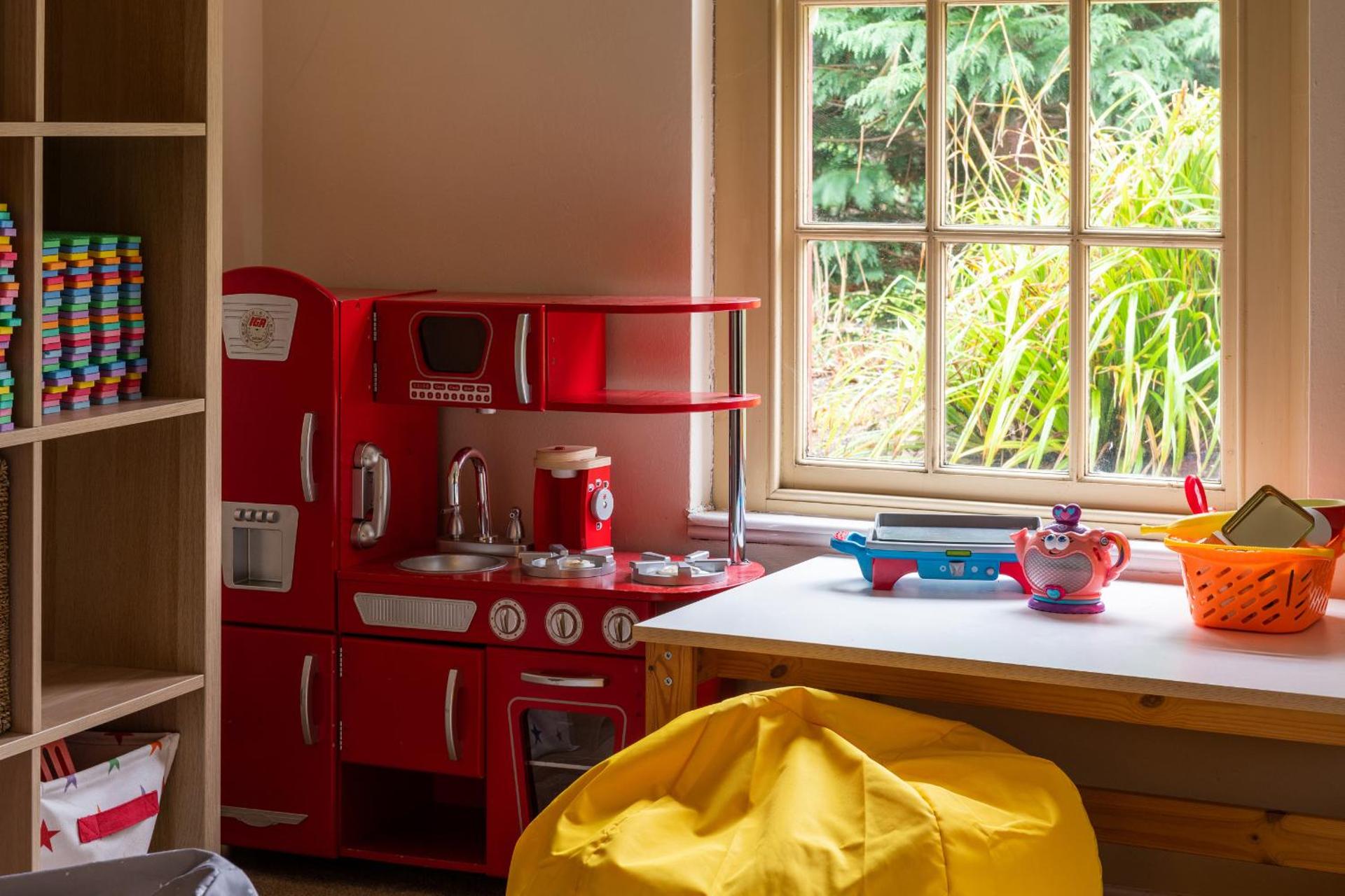 Communal lounge/ TV room