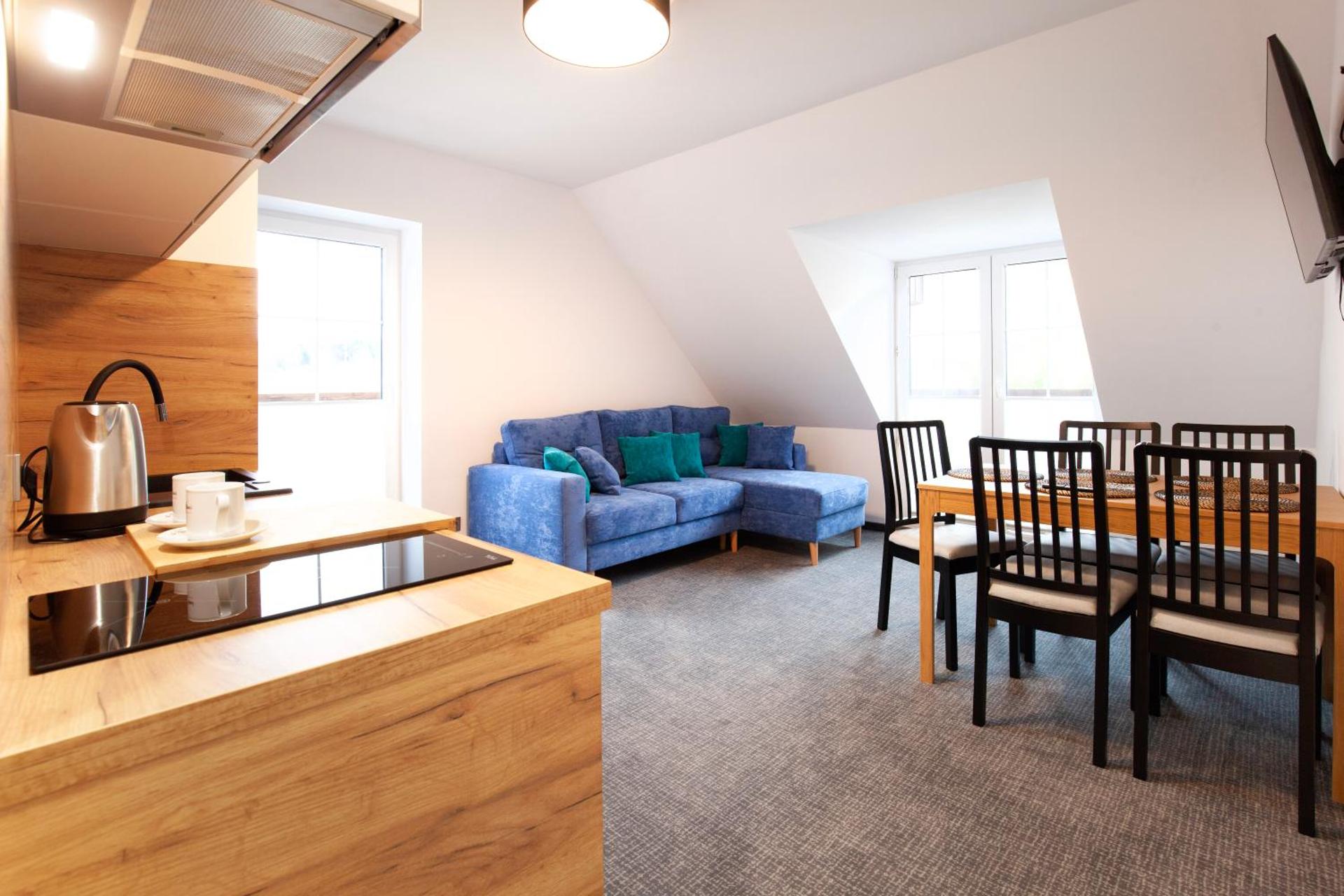 Communal lounge/ TV room