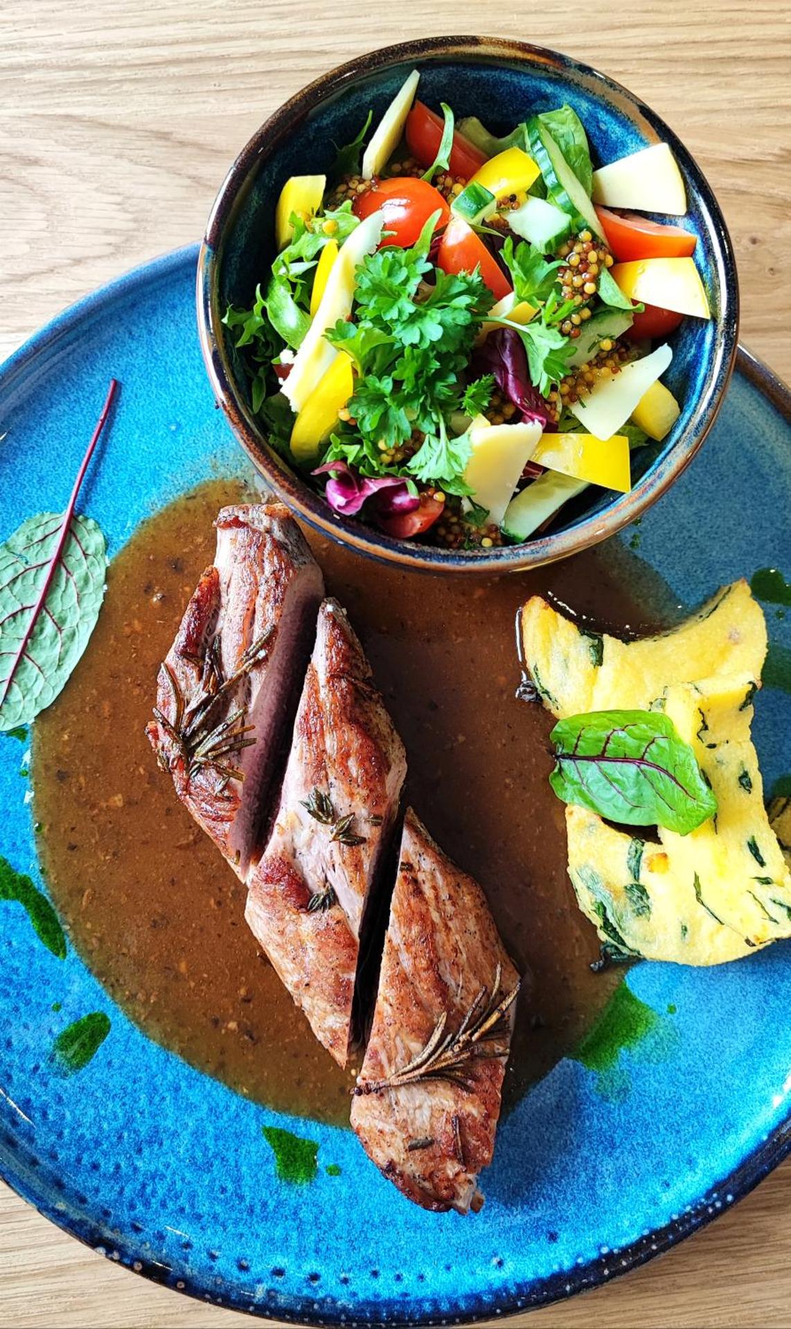 Restaurant/places to eat