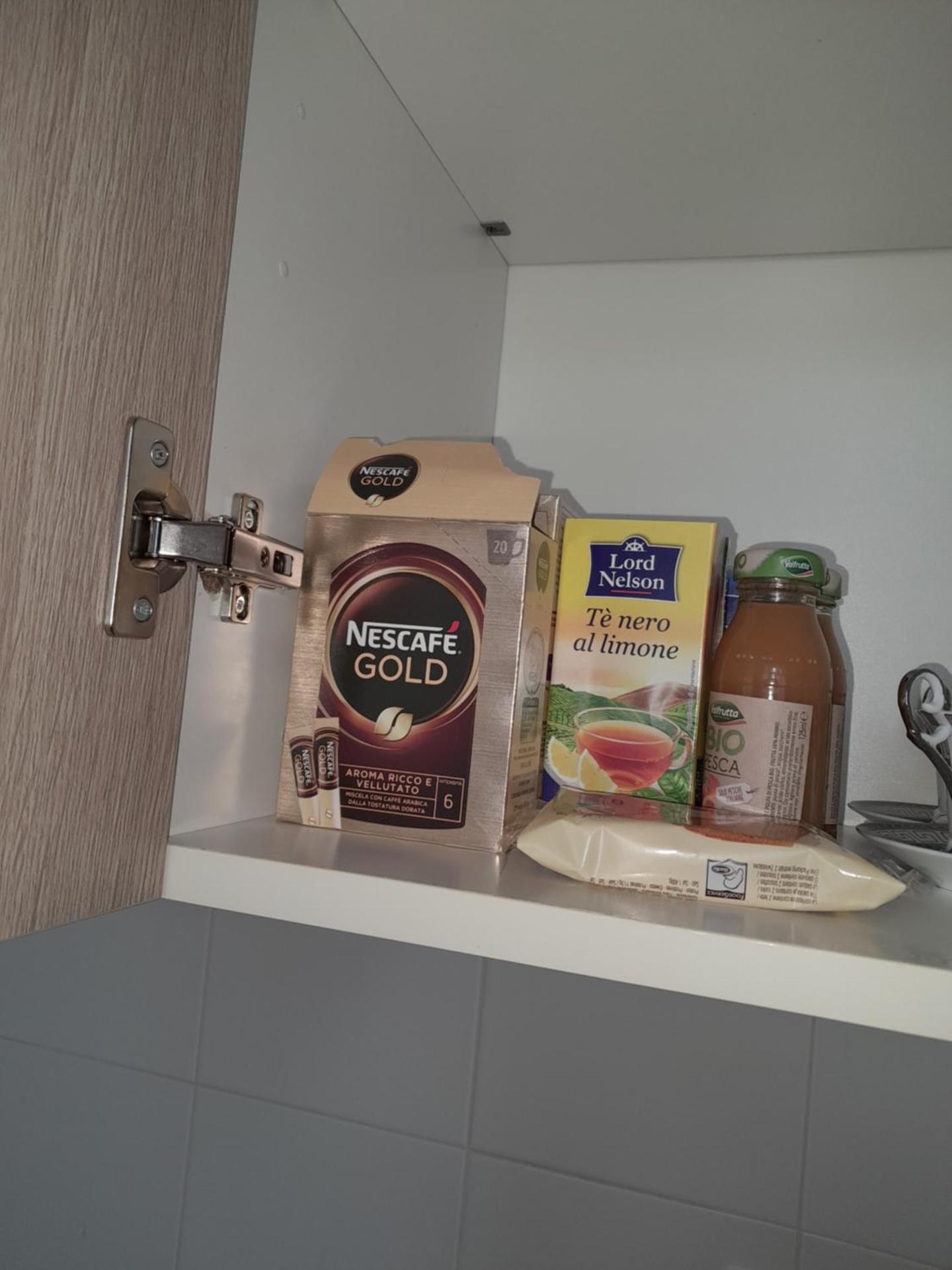 Coffee/tea facilities