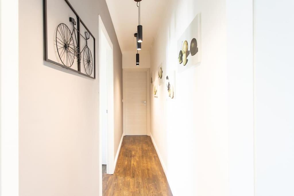 #24 Marie-Claire Suite Sea view/balcony/AC/5min port