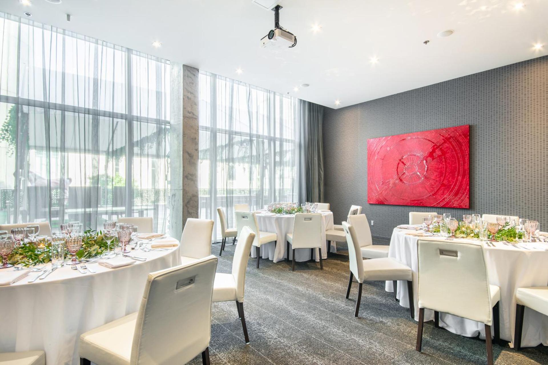 Meeting/conference room