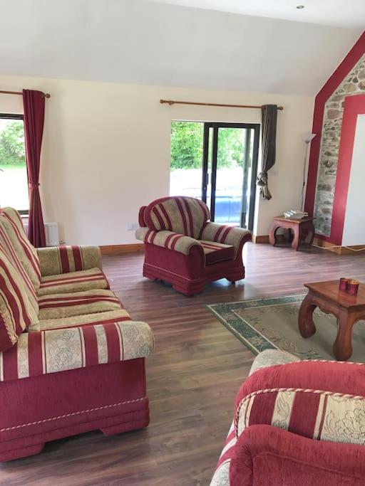 Castlegregory-Seaside 2 Bedroomed Cottage