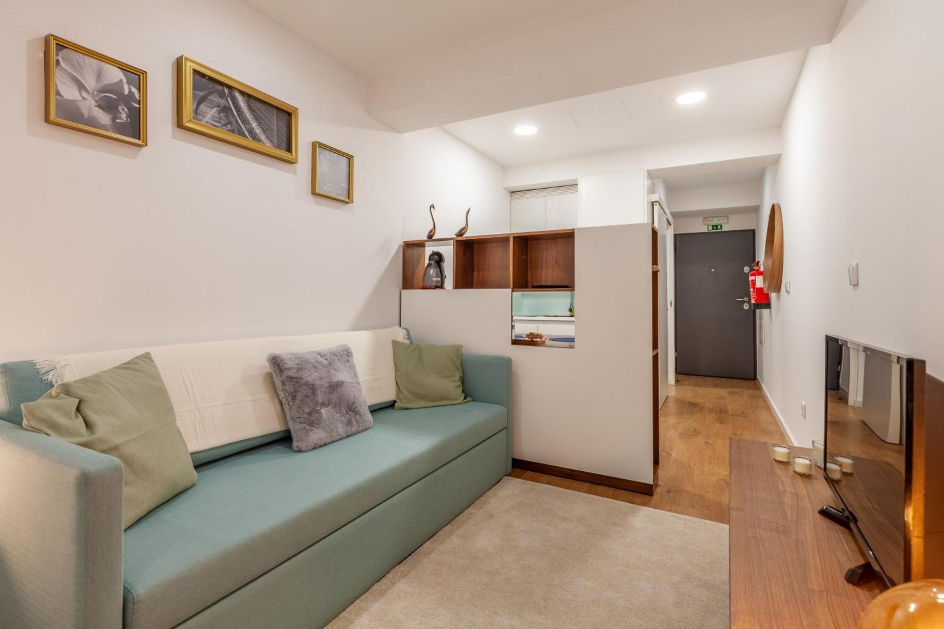 Communal lounge/ TV room