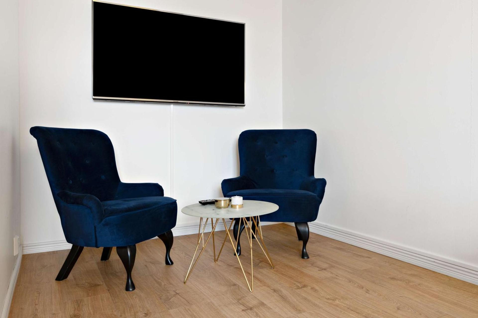 Photo of the whole room