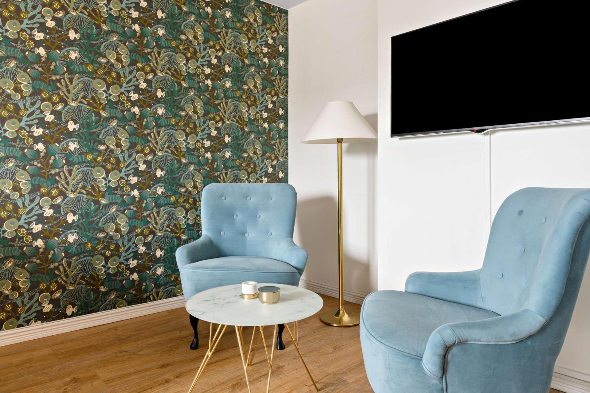 Photo of the whole room