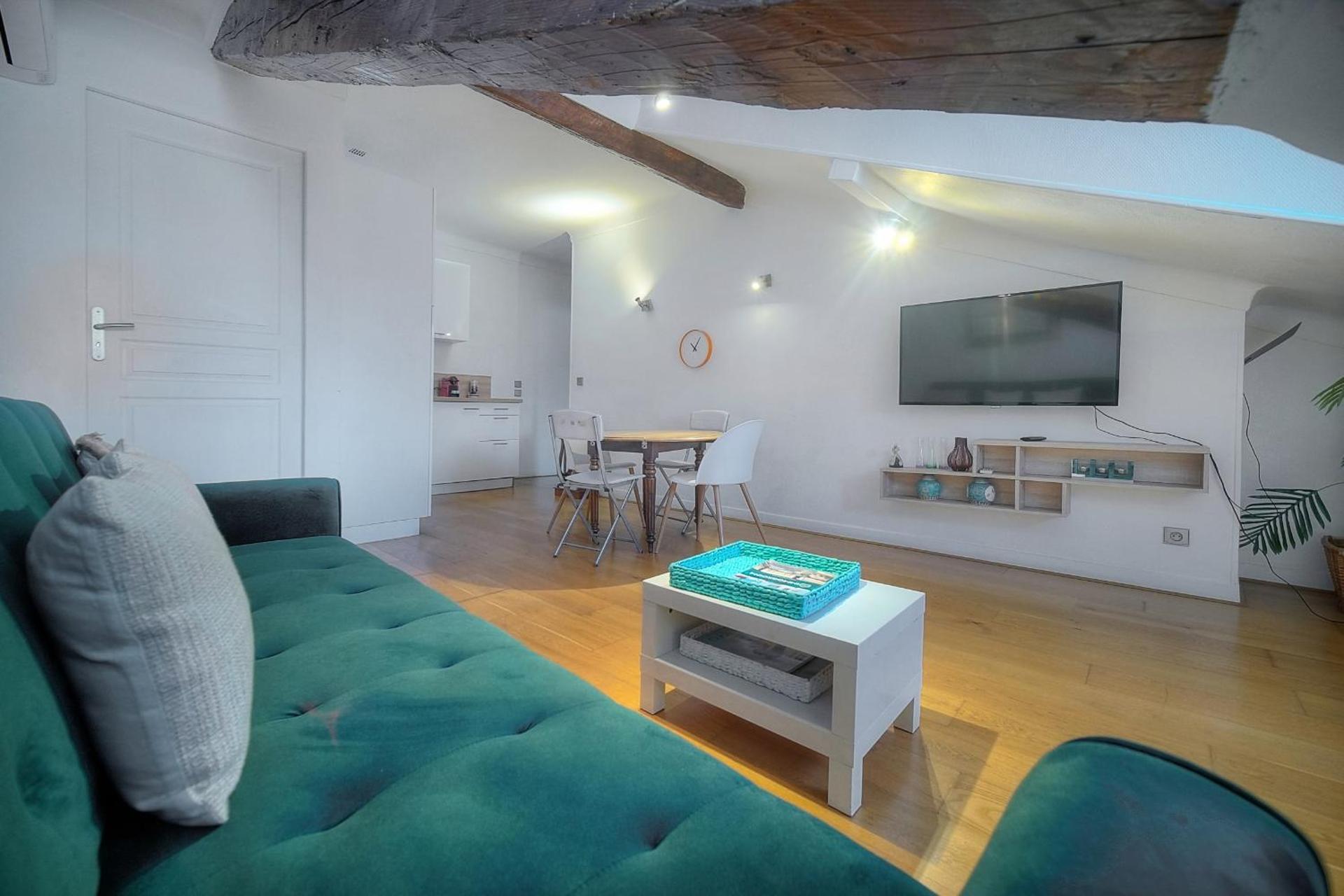 IMMOGROOM - 5min from the Festival Palace - AC - Wifi - Center