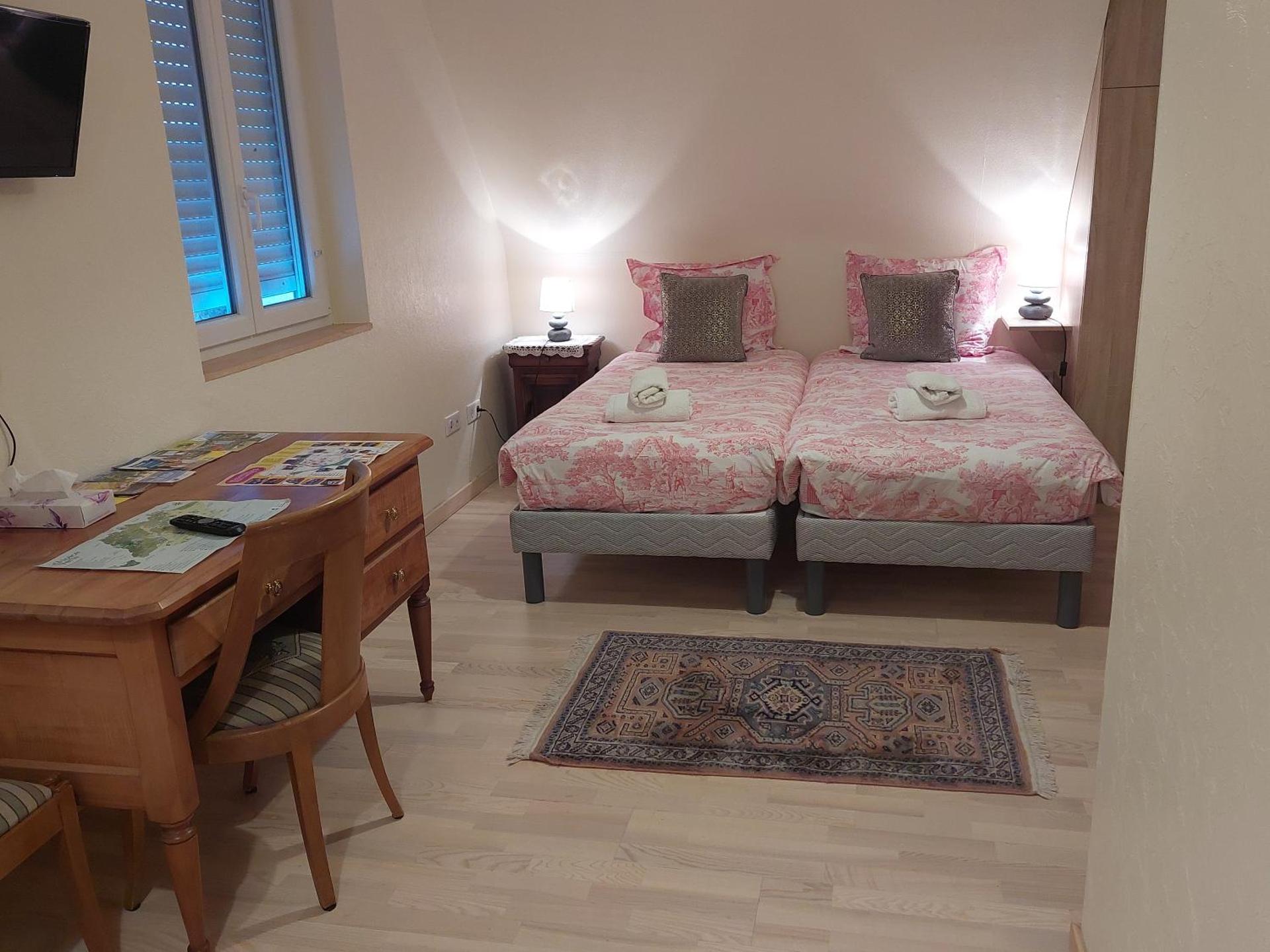 Triple Room with Shower