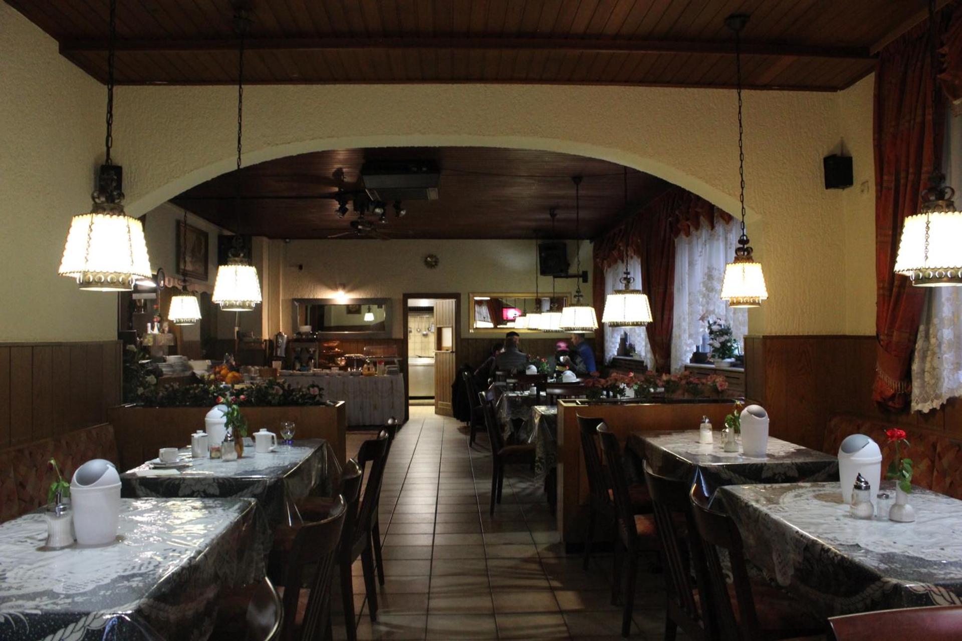 Restaurant/places to eat