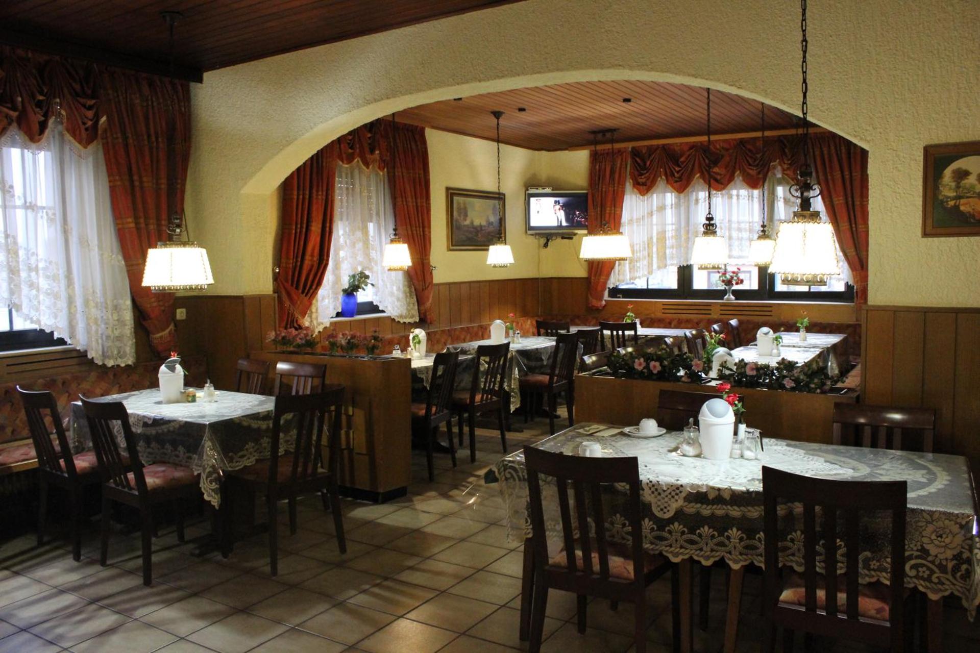 Restaurant/places to eat