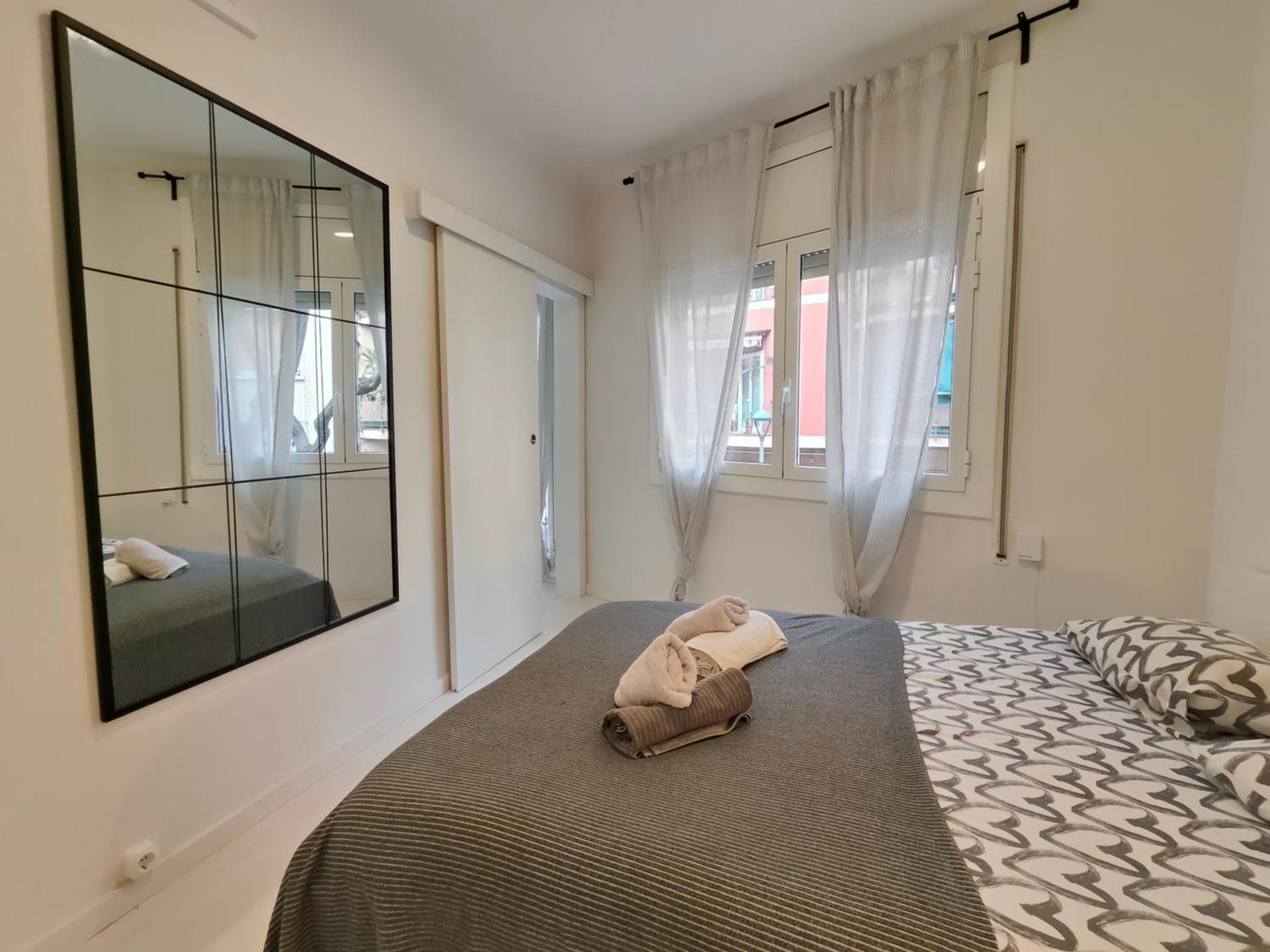 Family apartment close to Parc Güell