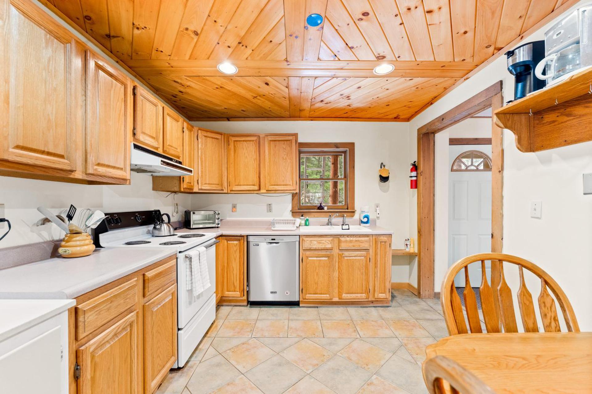 River Road Treehouse Retreat