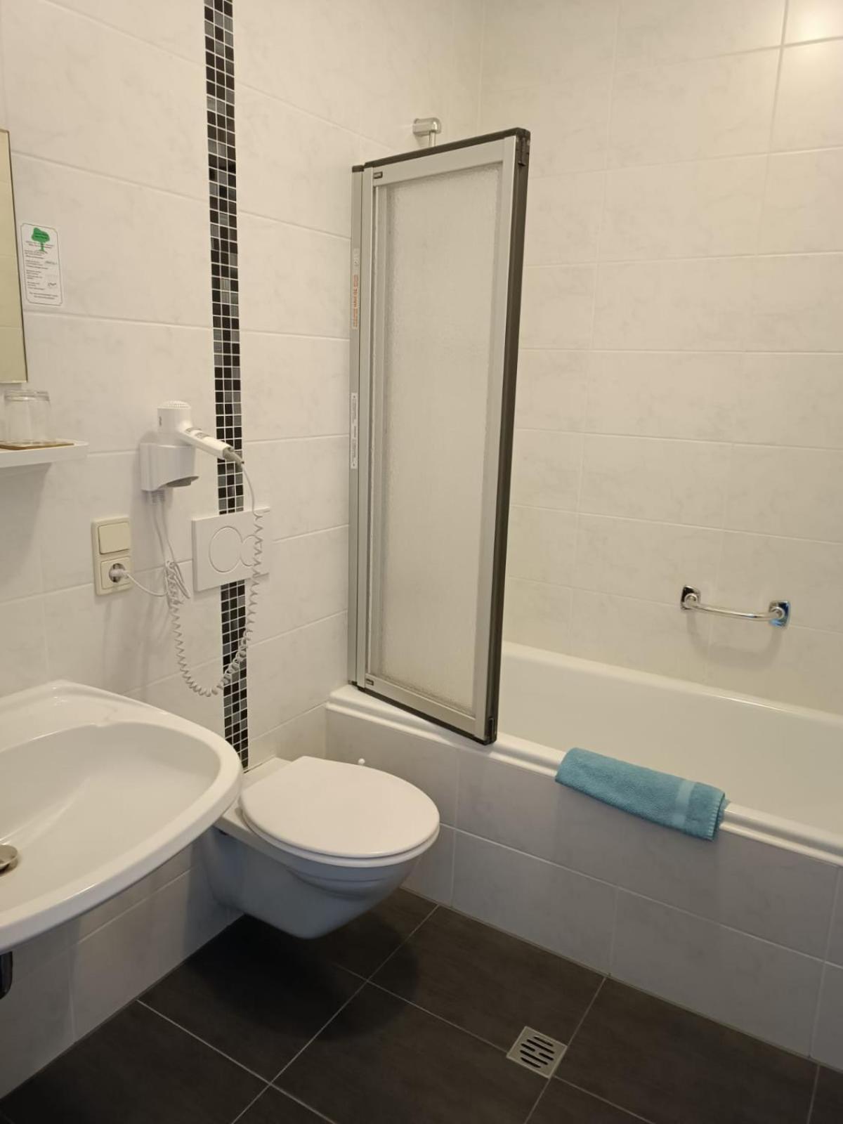 Quadruple Room with Bath