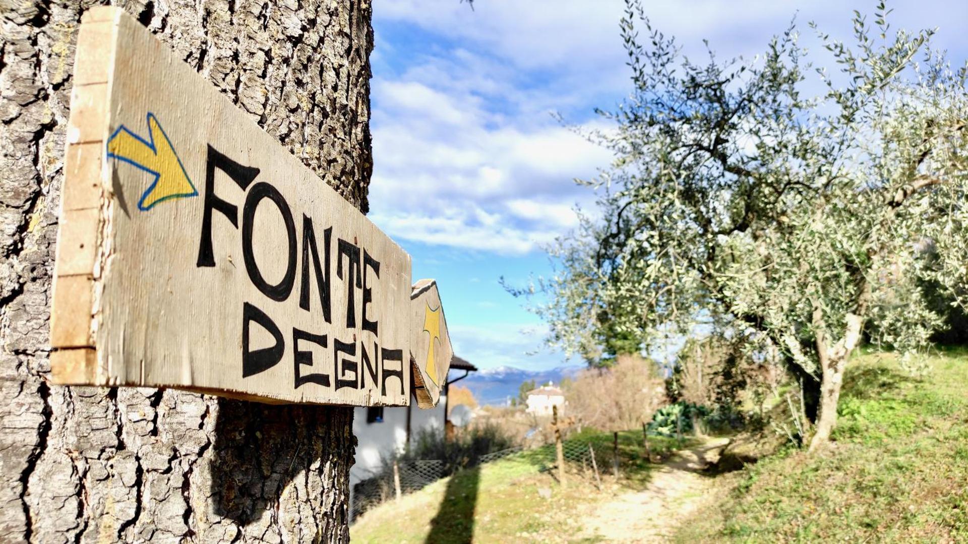 Fonte Degna - Alloggio e Sito Storico