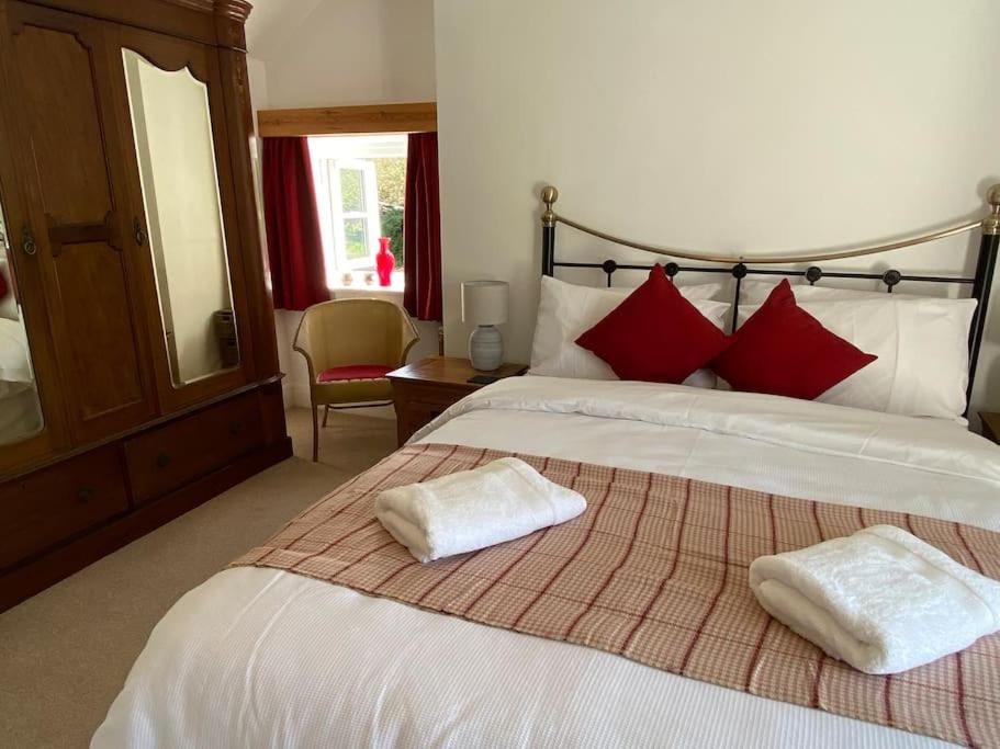 Scenic Welsh Cottage in the Brecon Beacons