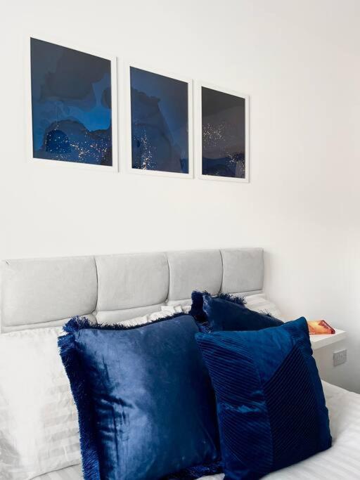 New Build Cosy Duplex Modern Apartment Greater Manchester