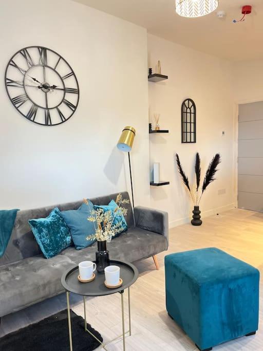 New Studio Apt Central》Private》 Free Parking》WiFi