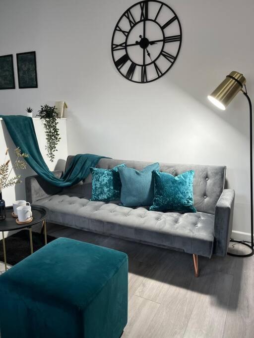 New Studio Apt Central》Private》 Free Parking》WiFi