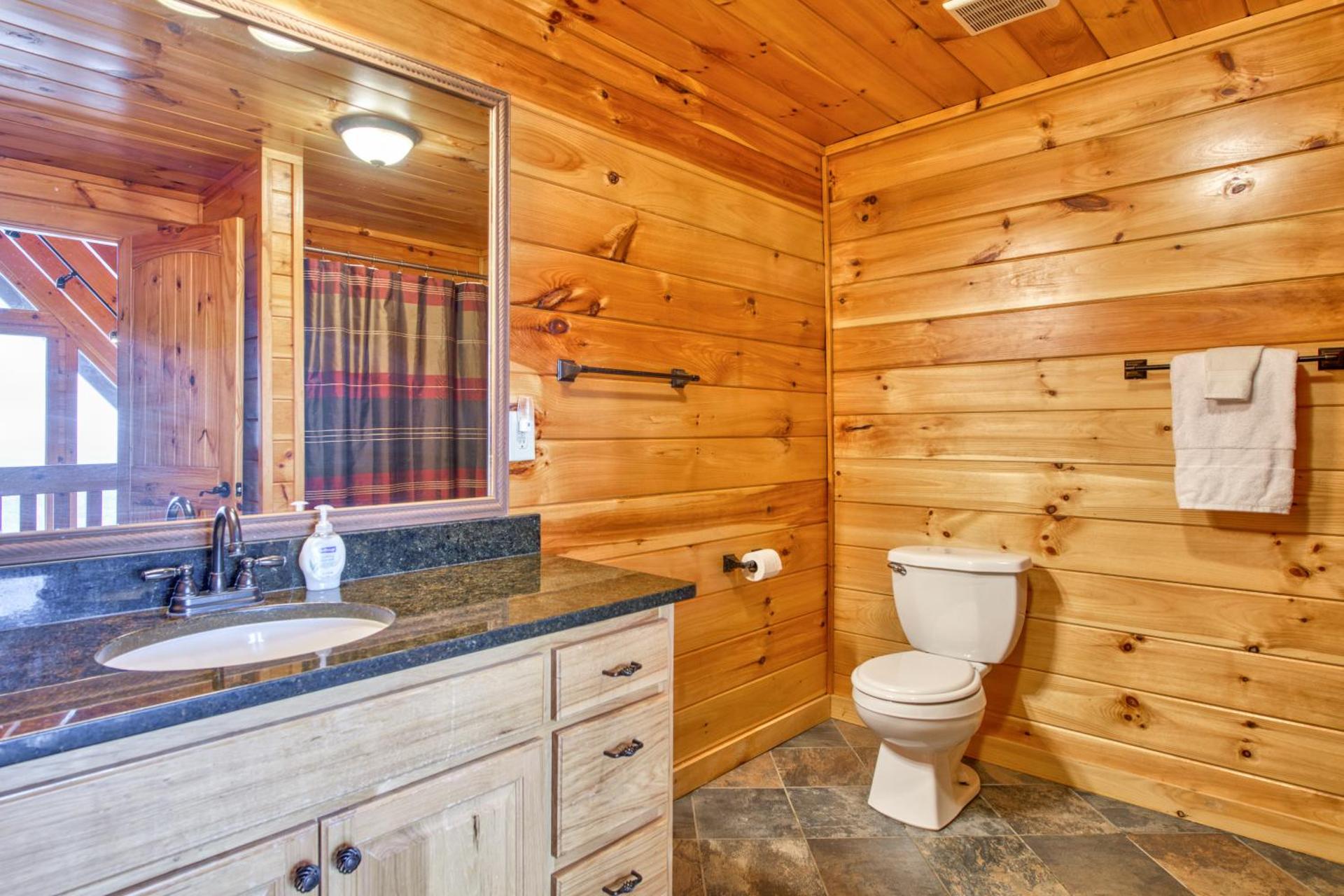 Hawk's View Log Cabin