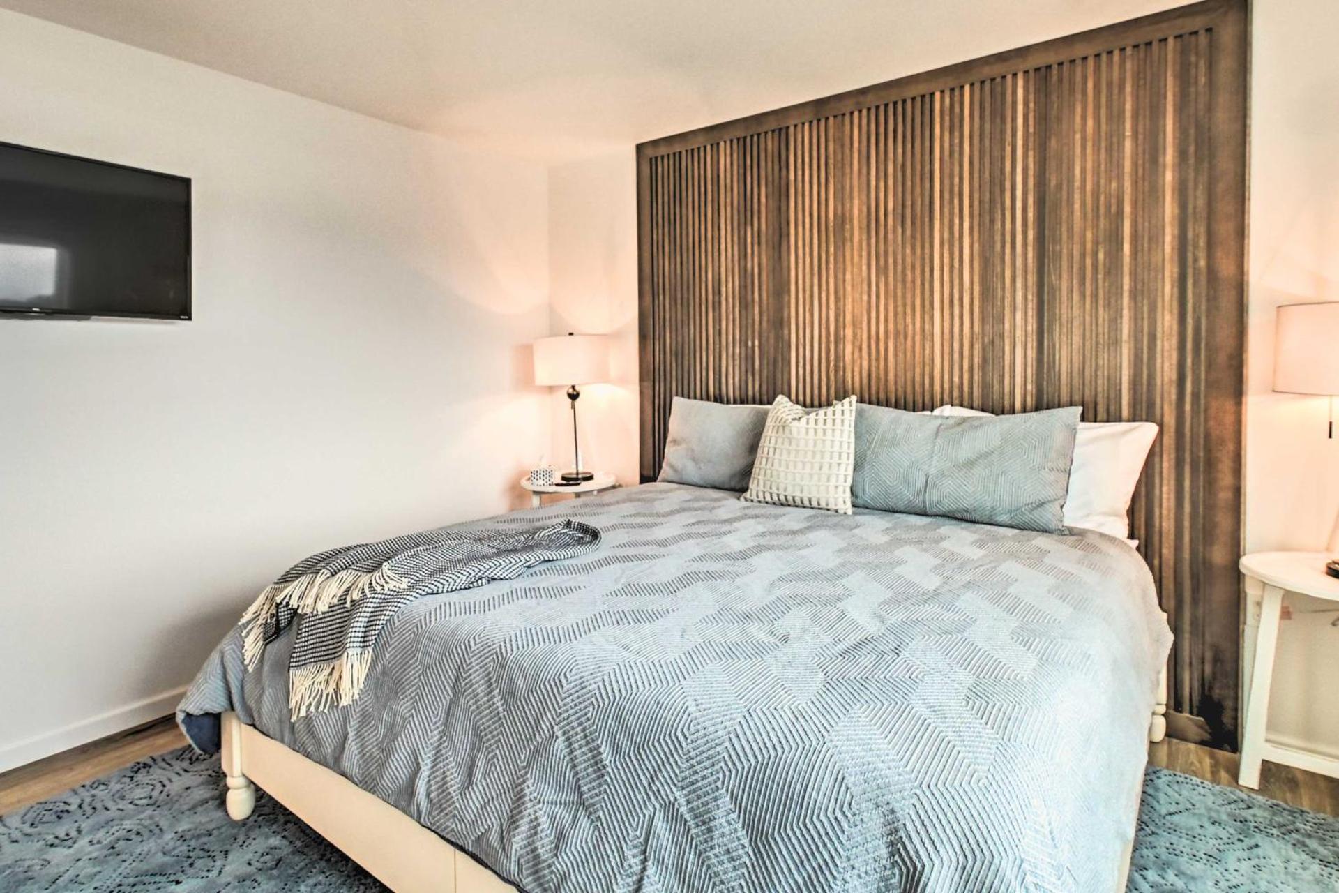 Modern Ocean Shores Getaway with Dock!