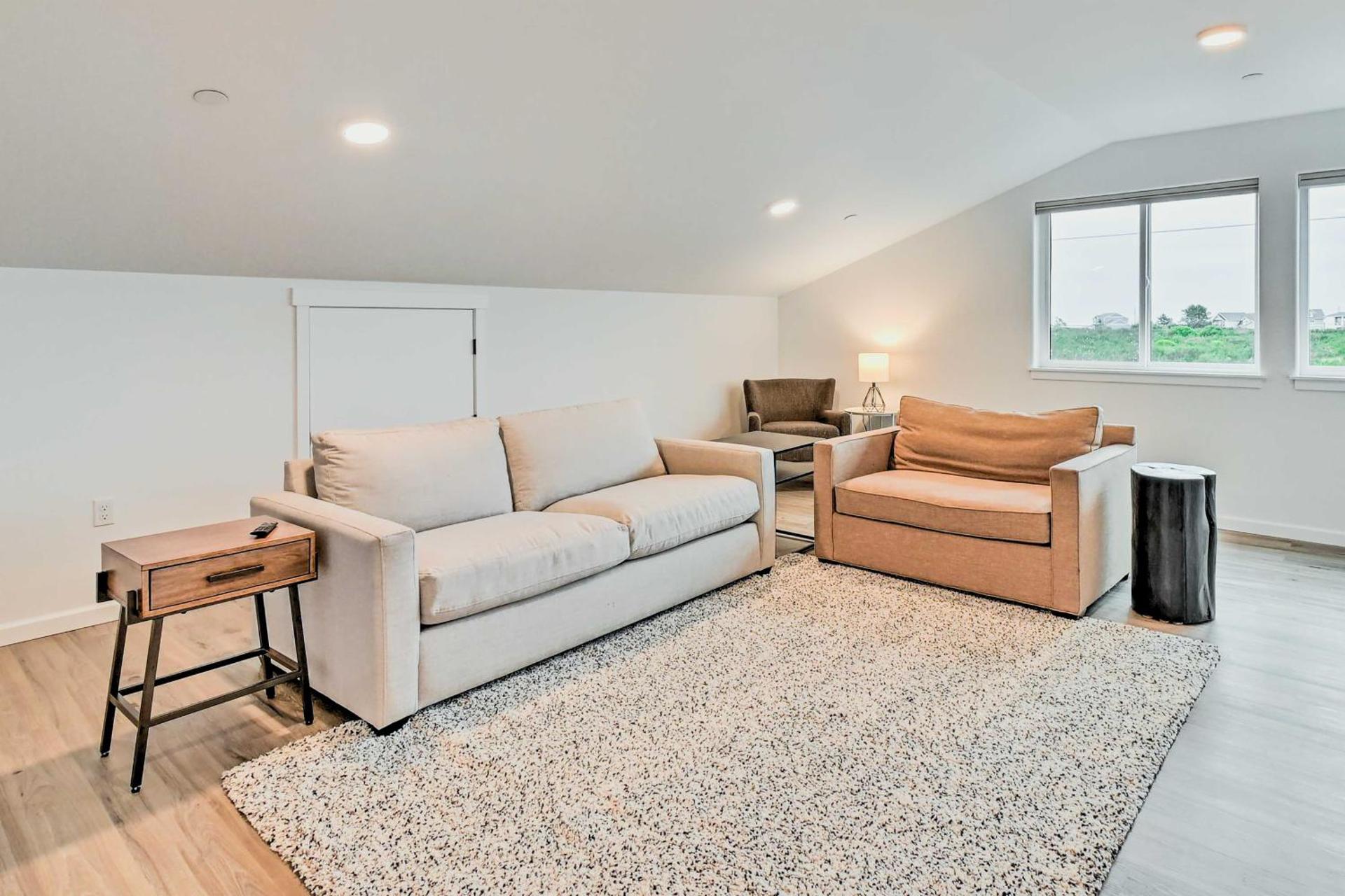 Modern Ocean Shores Getaway with Dock!