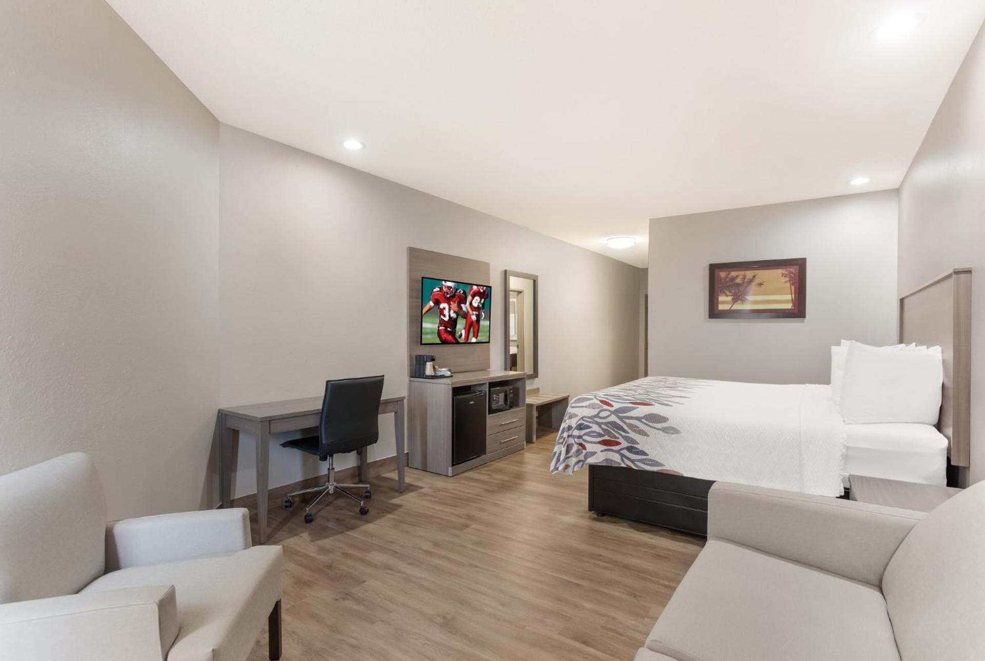 Photo of the whole room