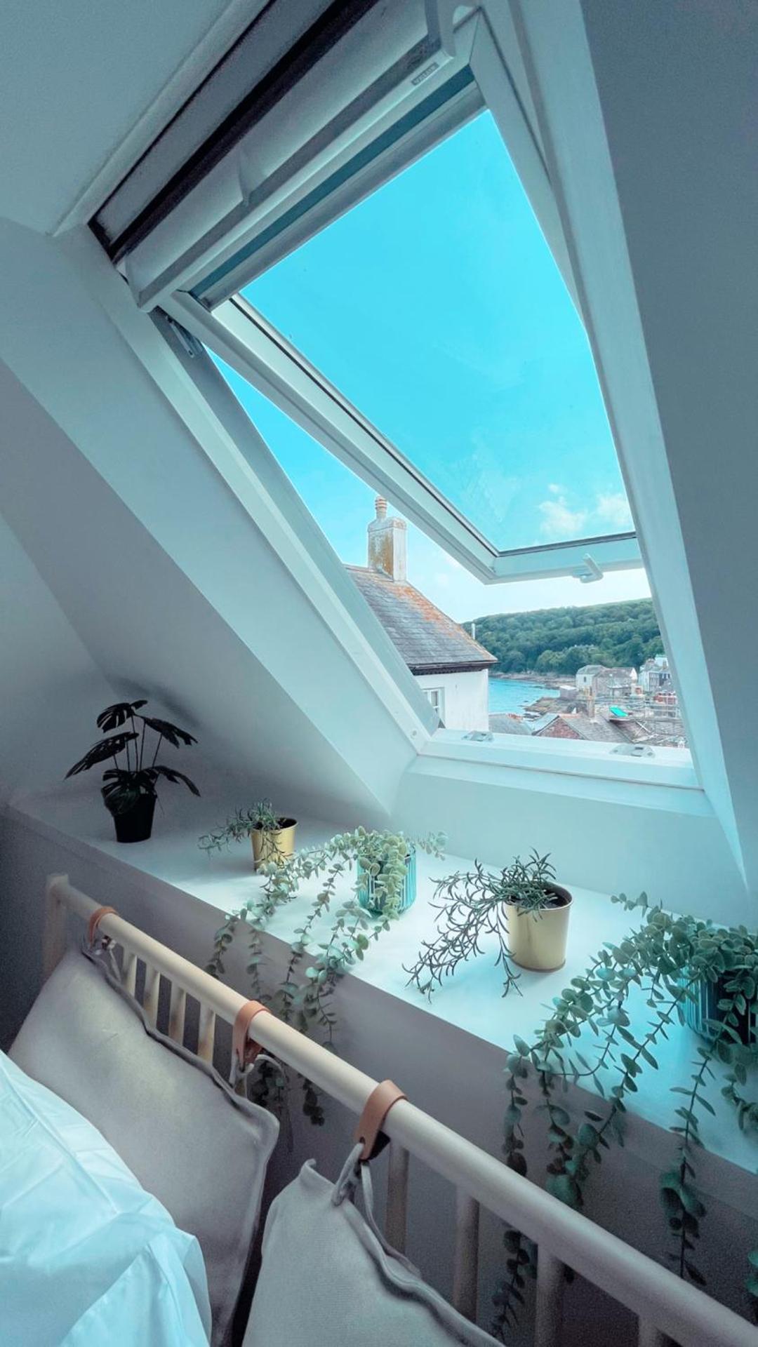 Seapink, Kingsand; luxury Cornish cottage with seaviews, bbq & paddleboards