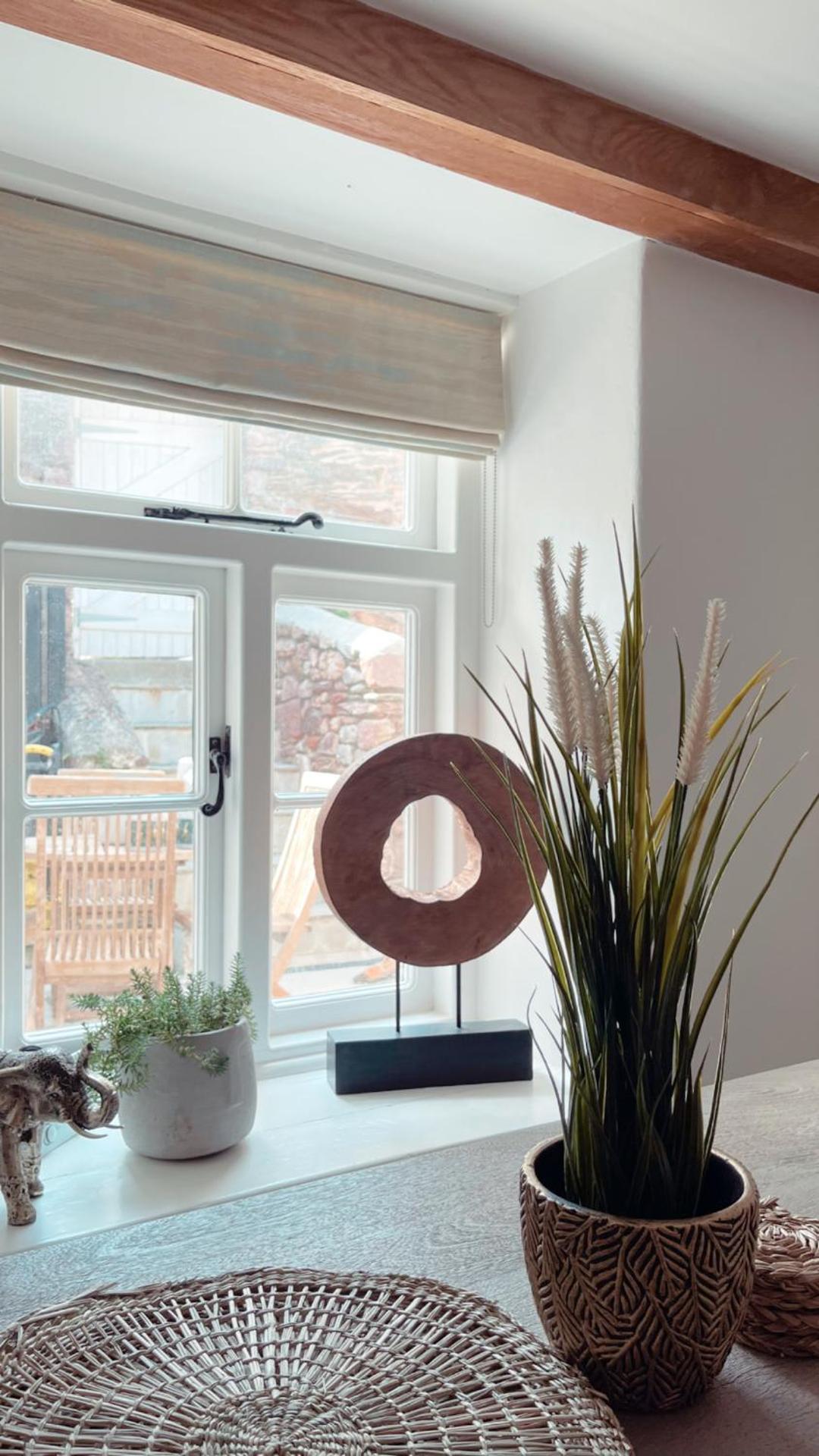 Seapink, Kingsand; luxury Cornish cottage with seaviews, bbq & paddleboards