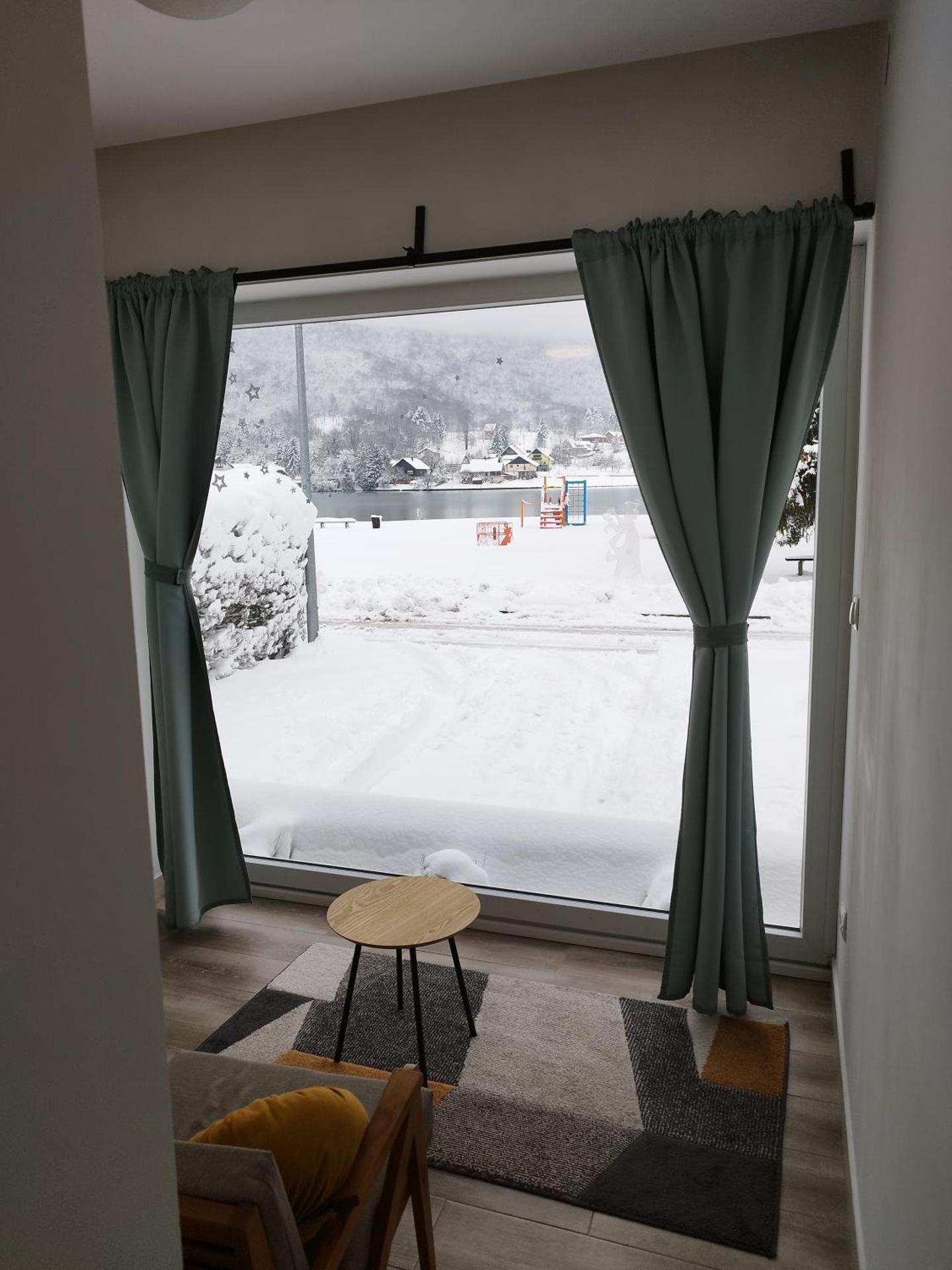 Vila Kosjenka on lake Sabljaci