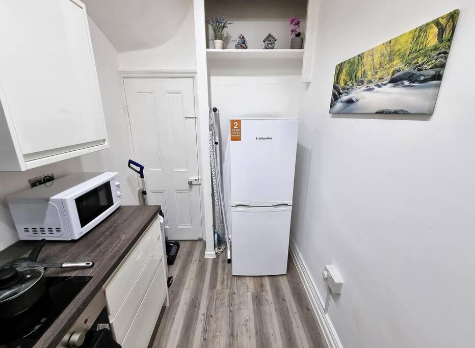 *6R* setup for your most amazing & relaxed stay + Free Parking + Free Fast WiFi *