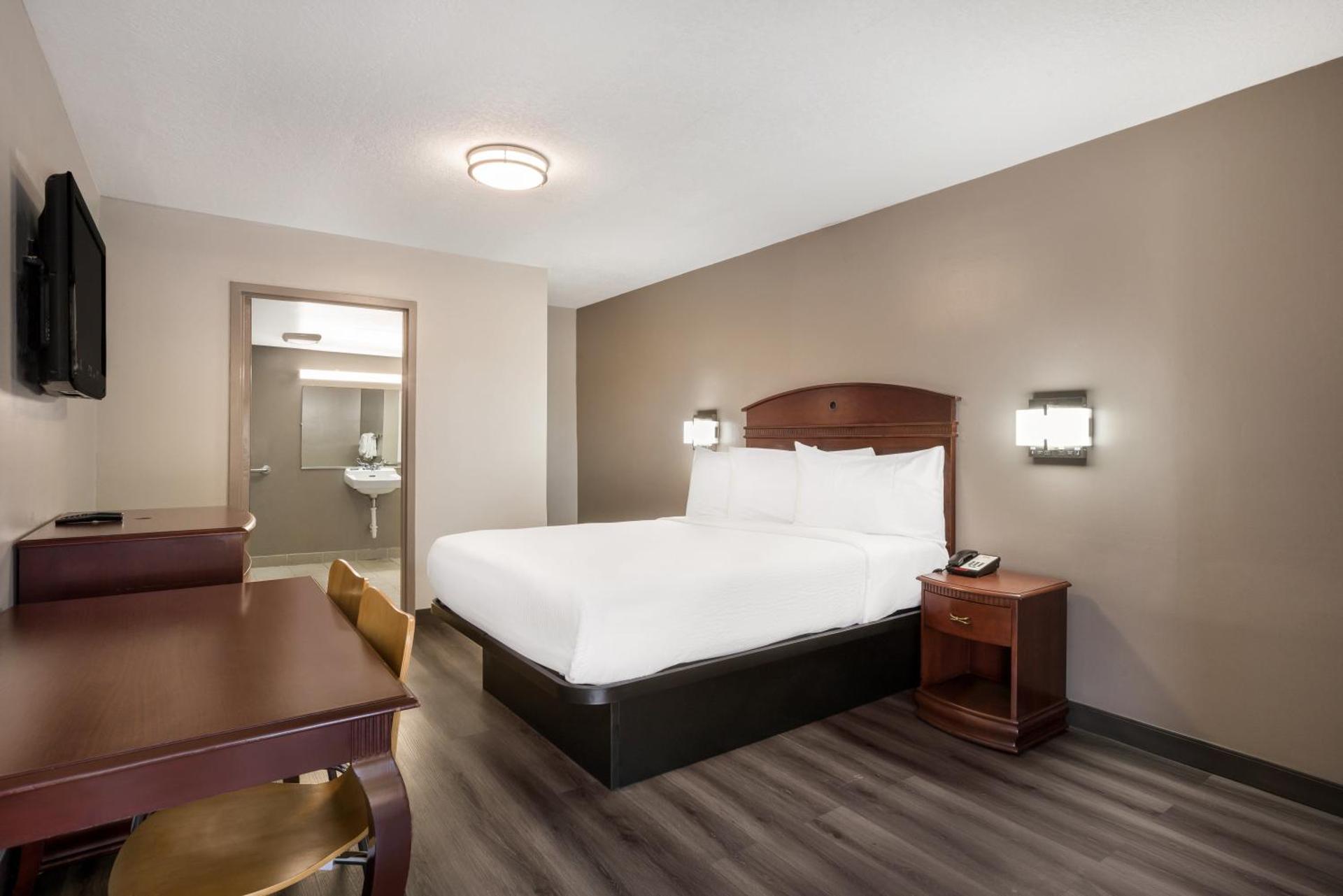 Red Carpet inn Edison